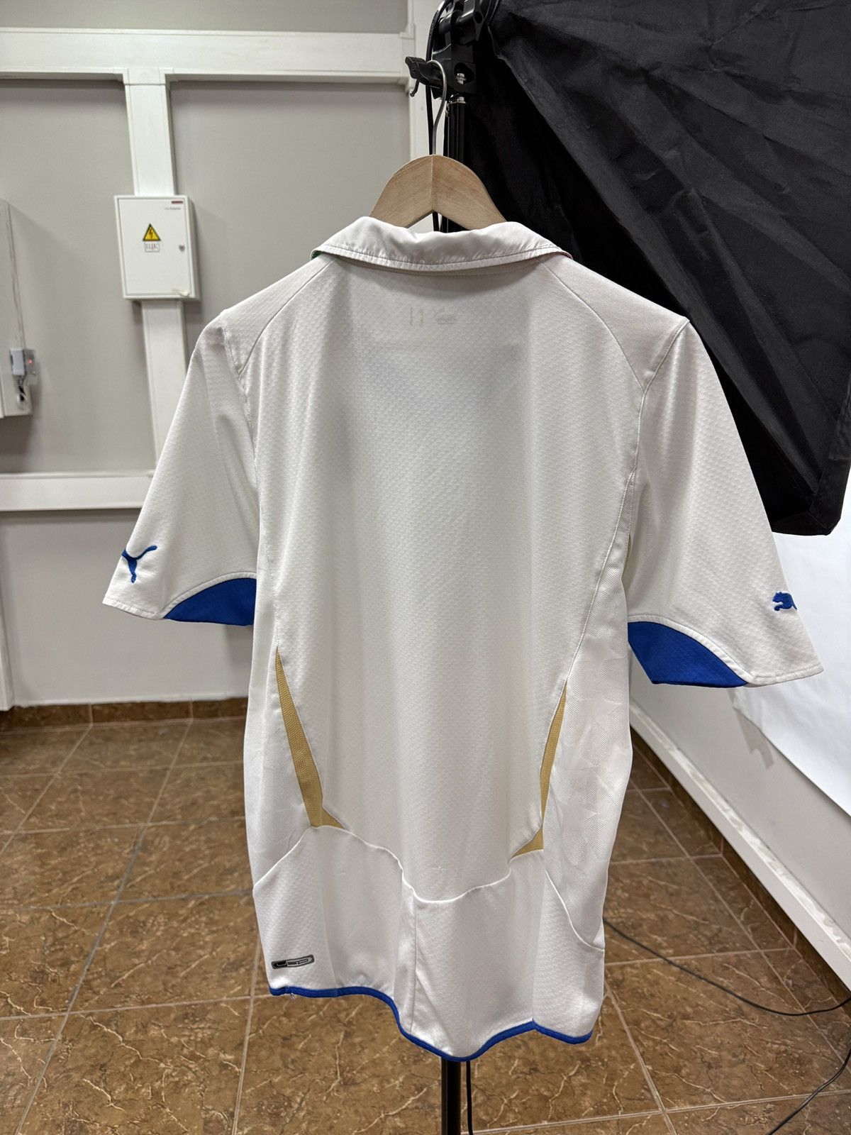 Puma 🇮🇹 Vintage 2010 Puma Italy Soccer Jersey T-Shirt Retro Rare Size US M / EU 48-50 / 2 - 2 Thumbnail