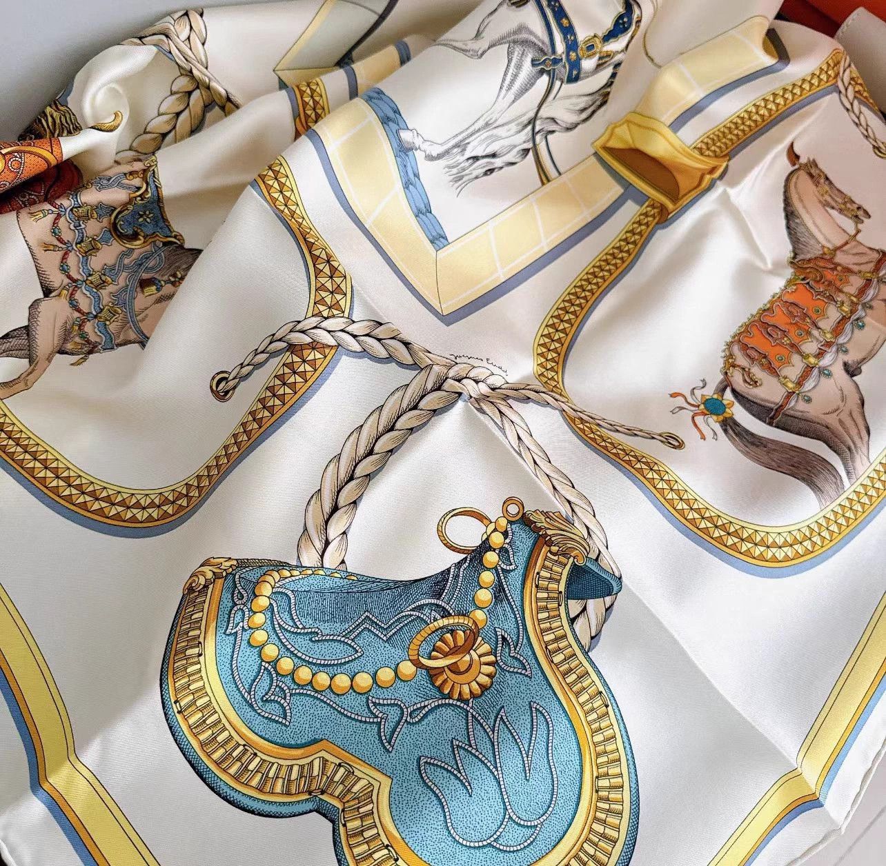 Hermes Hermès Carriage Feast 100% Silk 90x90 Scarf Boxed On Sale Size ONE SIZE - 7 Thumbnail