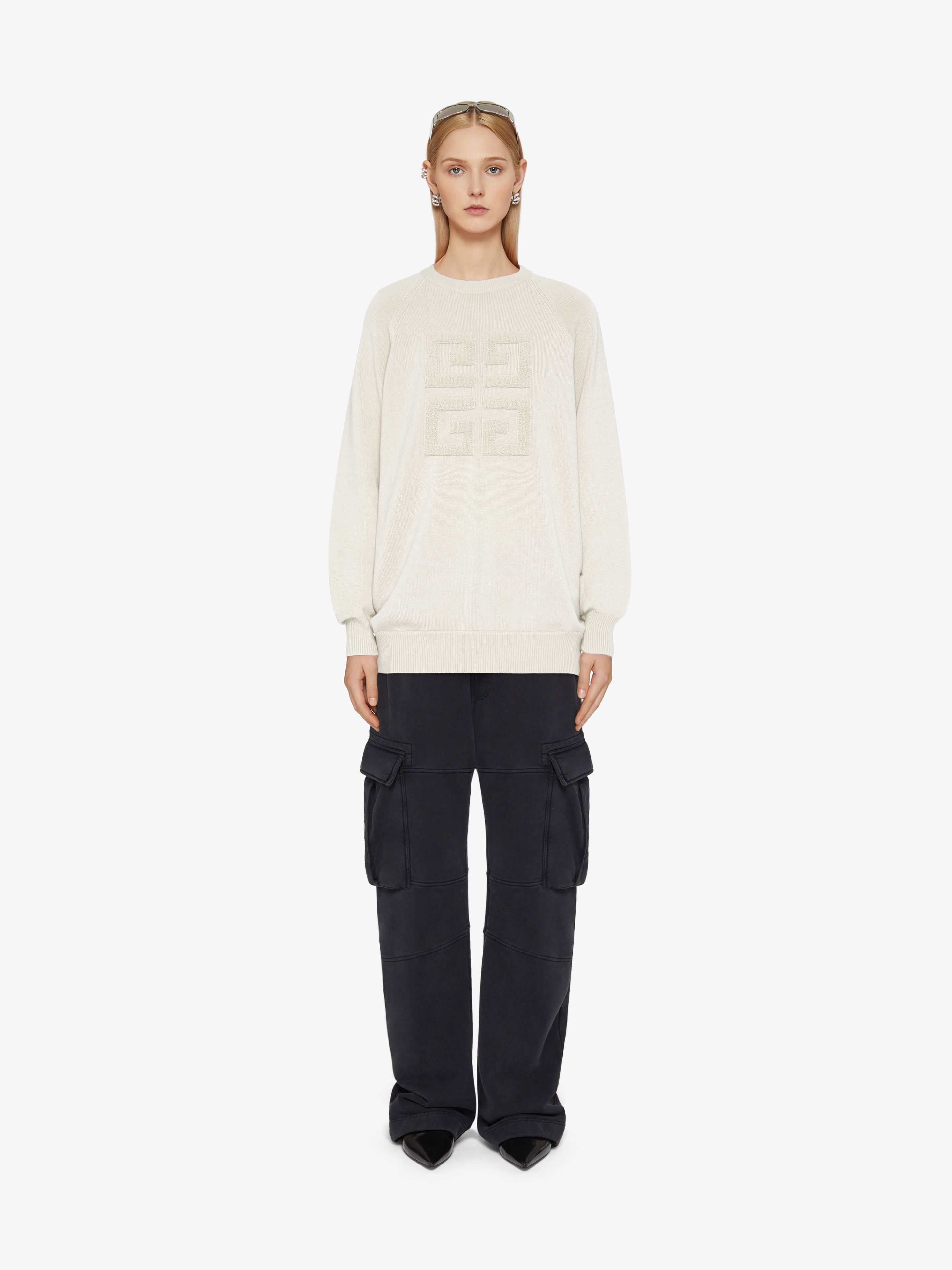 o1w1db10825 Bicolor Crewneck Sweater Front 4G in Ivory