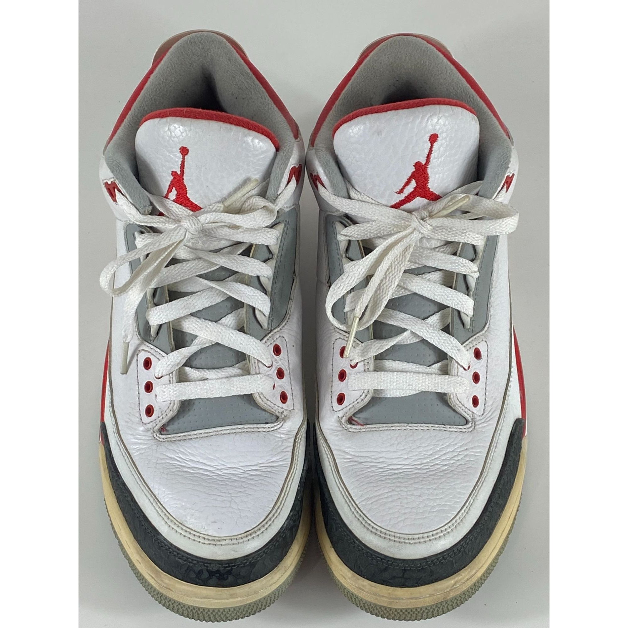Jordan Brand Jordan 3 Retro Fire Red (2013) Sneakers (136064-120) Size 9 Size US 9 / EU 42 - 2 Thumbnail