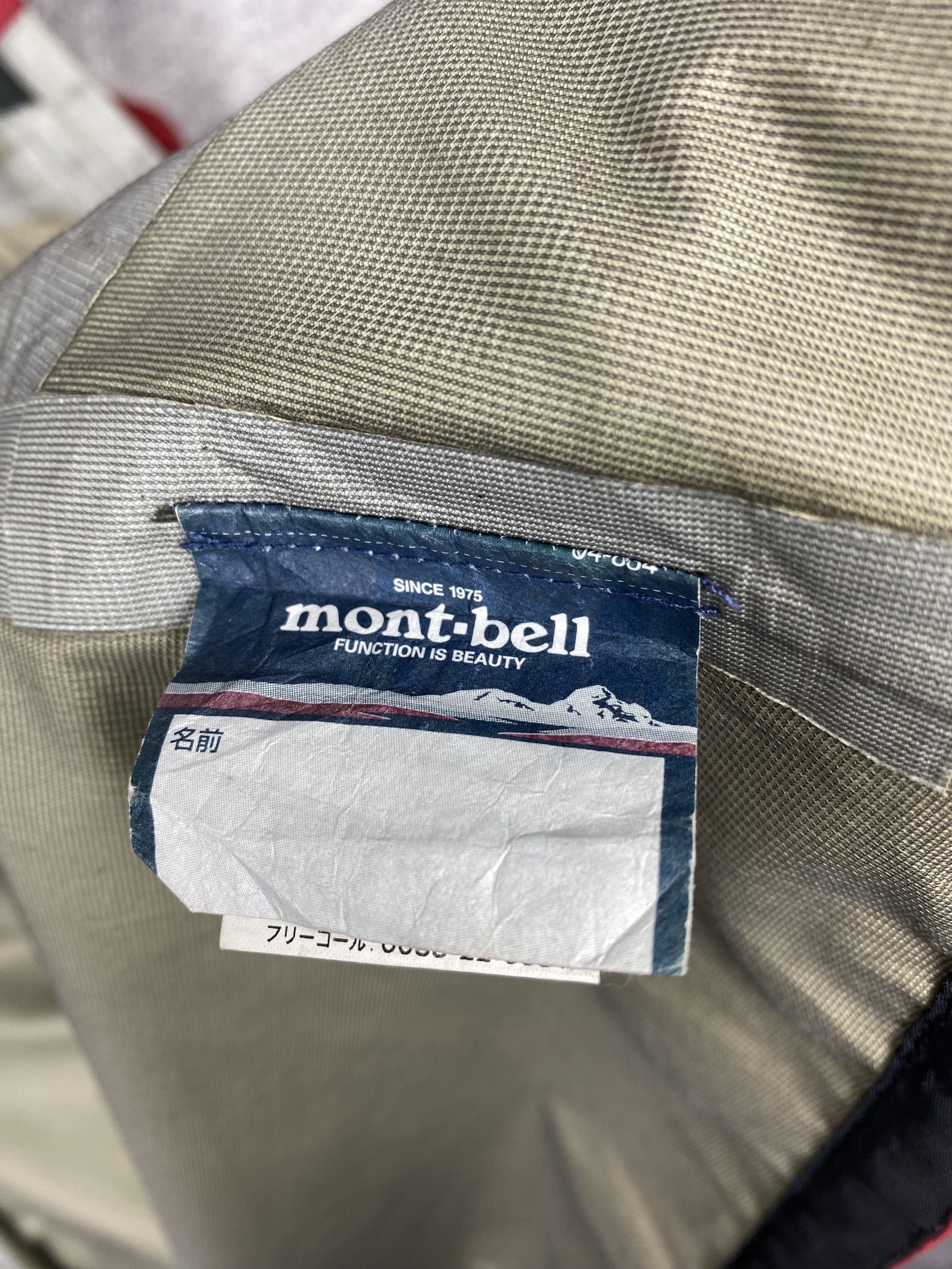 Goretex Vintage Montbell Gore-Tex Waterproof Hooded Jacket Size US S / EU 44-46 / 1 - 7 Thumbnail