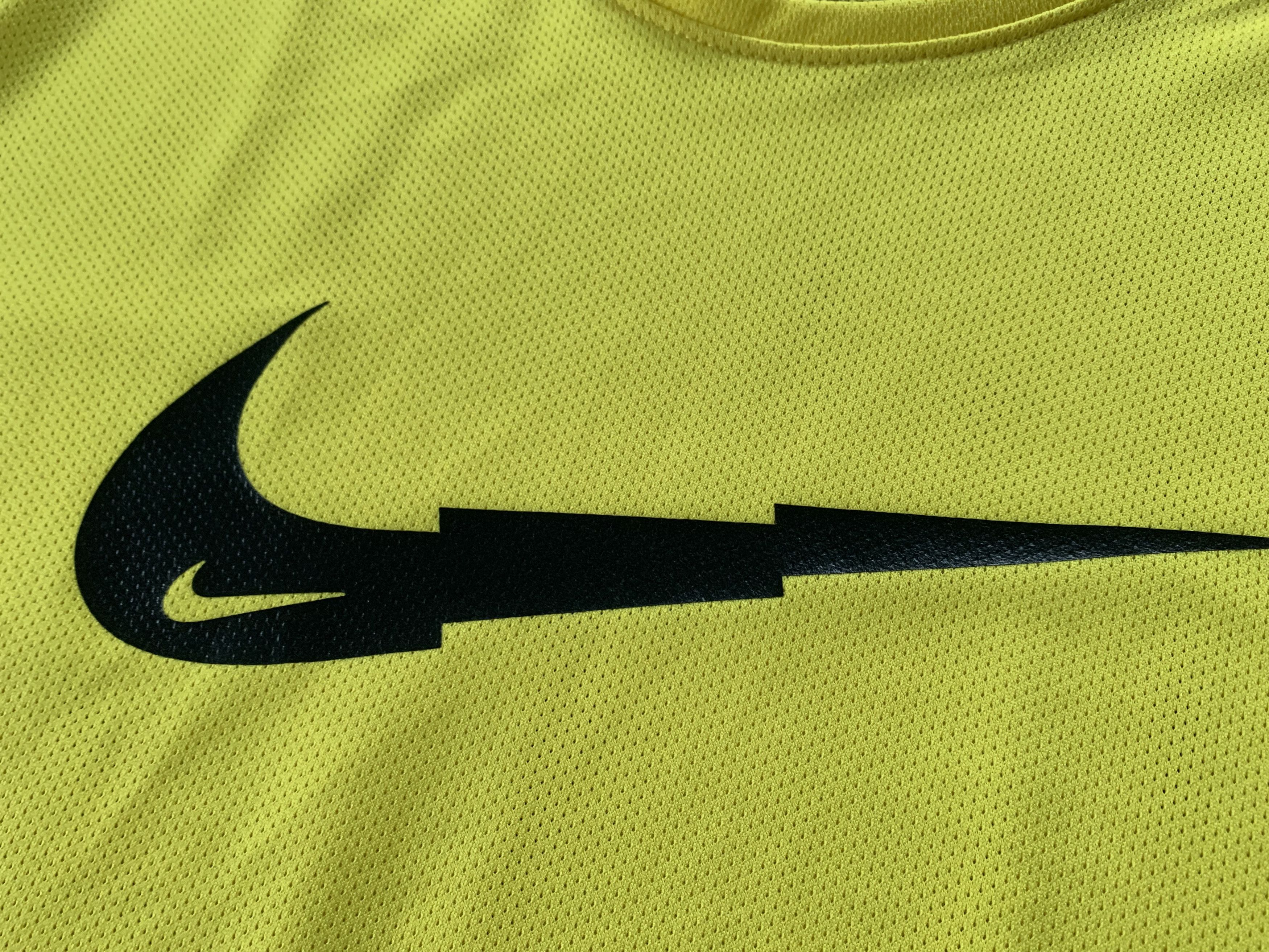 Nike Nike Running Dri Fit T Shirt Size US XL / EU 56 / 4 - 5 Thumbnail