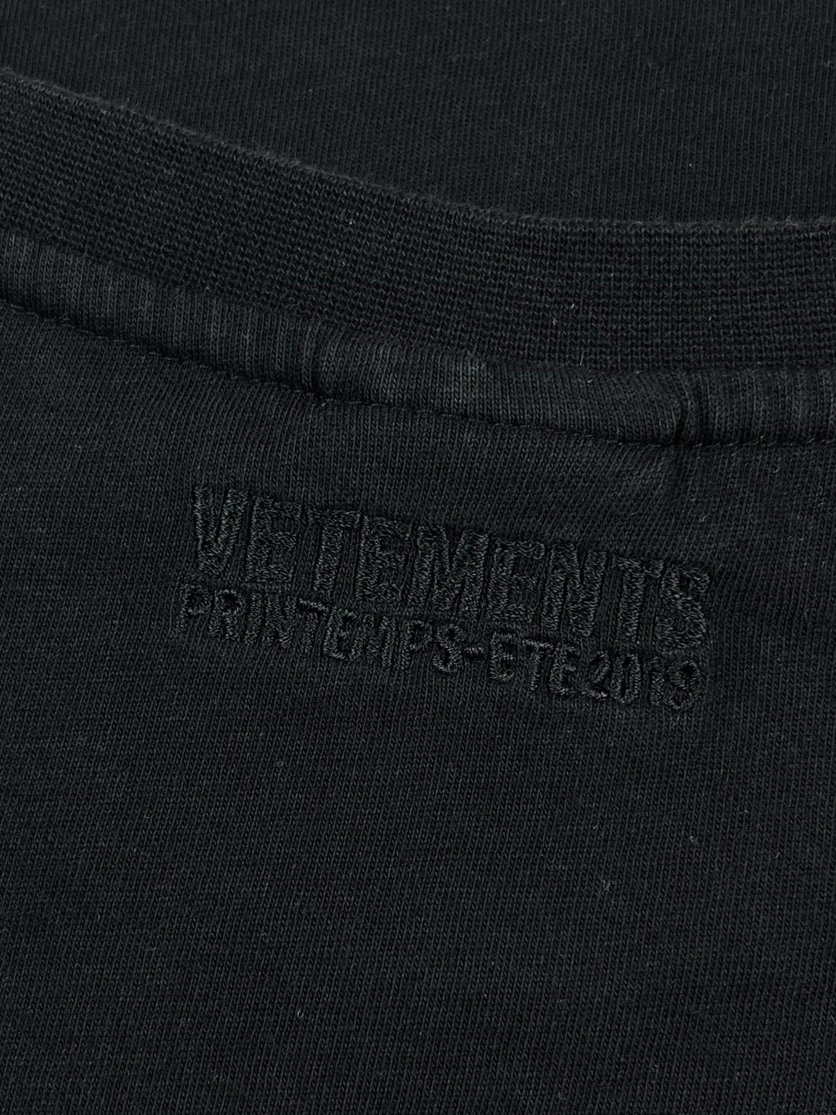 Vetements SS19 Vetements Georgia Flag Rainbow Tshirt Black Size US M / EU 48-50 / 2 - 4 Thumbnail