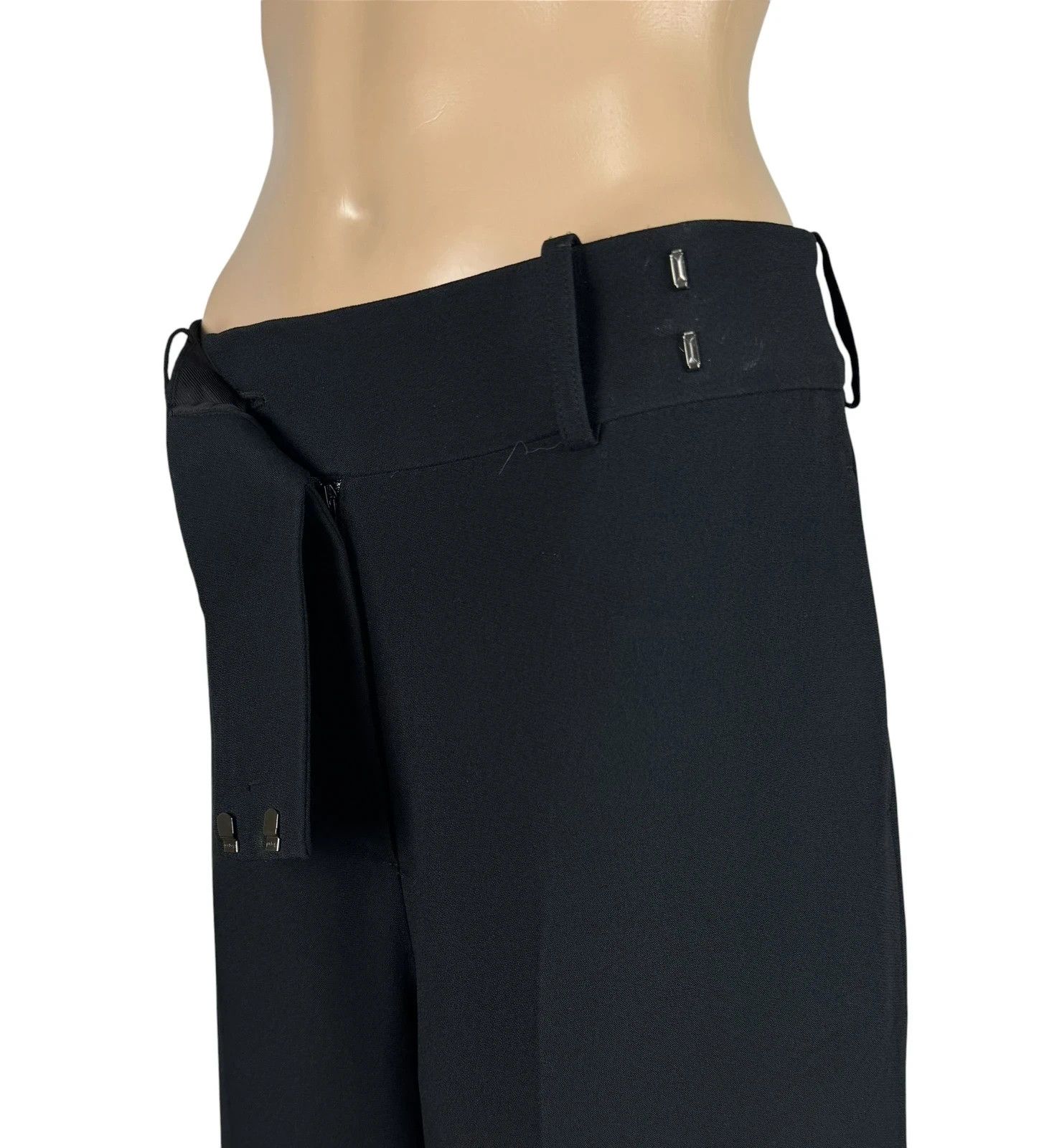 Ermanno Scervino Ermanno Scervino Navy Blue Culottes size 44 Size 30" / US 8 / IT 44 - 7 Thumbnail
