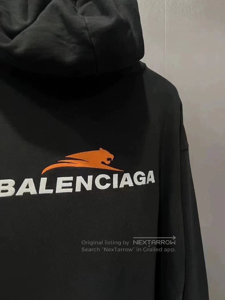 Balenciaga Balenciaga Embroidered Logo Hoodie Sweatshirt. Size US S / EU 44-46 / 1 - 2 Thumbnail