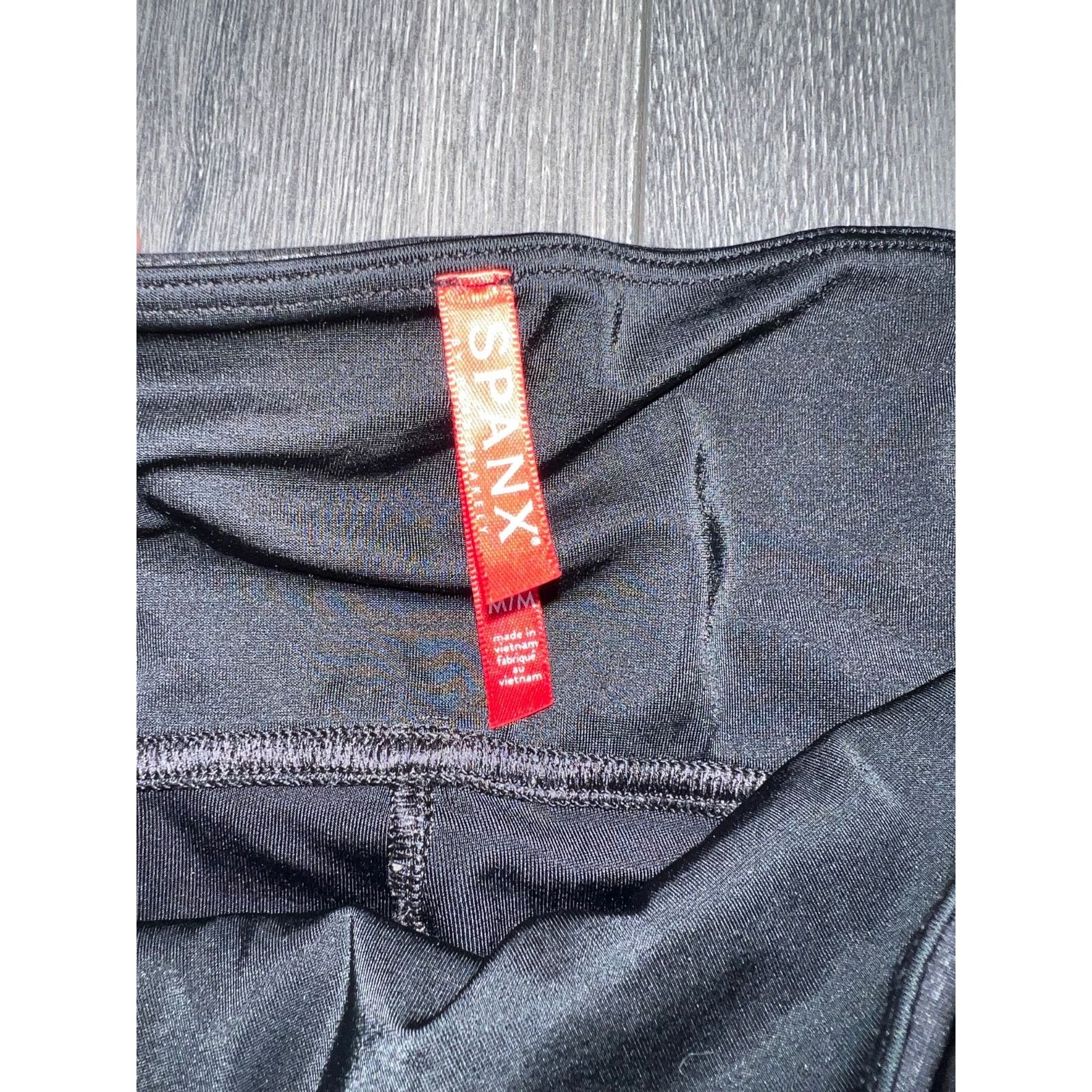 Spanx Spanx Faux Leather Black Leggings Women’s Size M A003184 Size 27" / US 4 / IT 40 - 3 Thumbnail