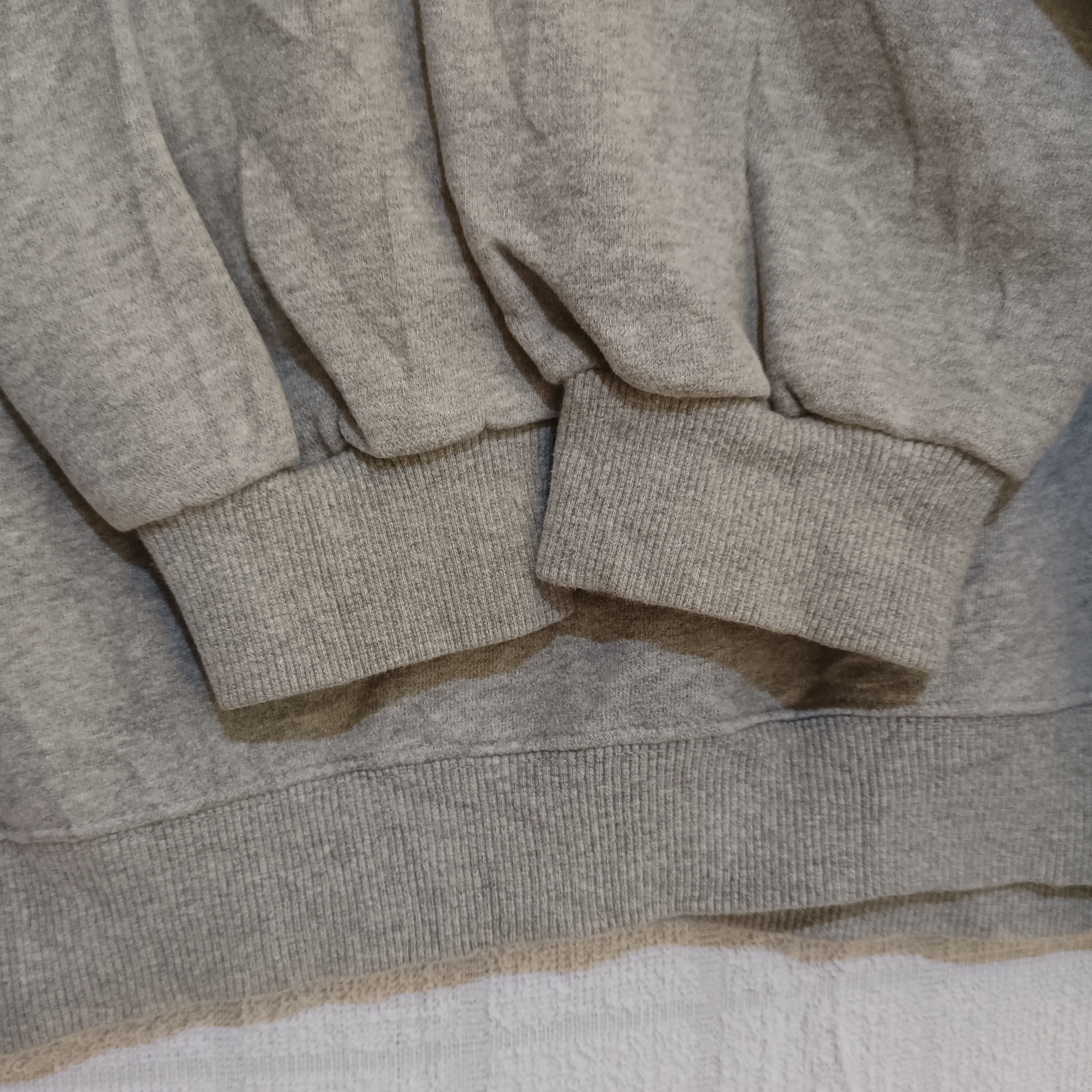 Other Crewneck AOP Yogi Bear Hanna Barbera Vtg apparel from the90S Size US XL / EU 56 / 4 - 5 Thumbnail