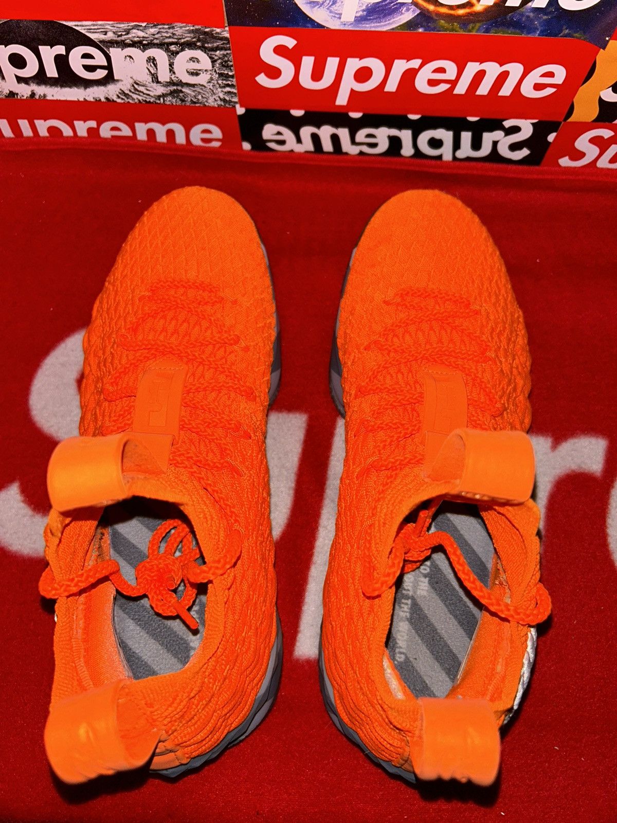 Nike Nike LeBron 15 Orange Box PE AR5125-800 10 SPECIAL EDITION Size US 10 / EU 43 - 5 Thumbnail