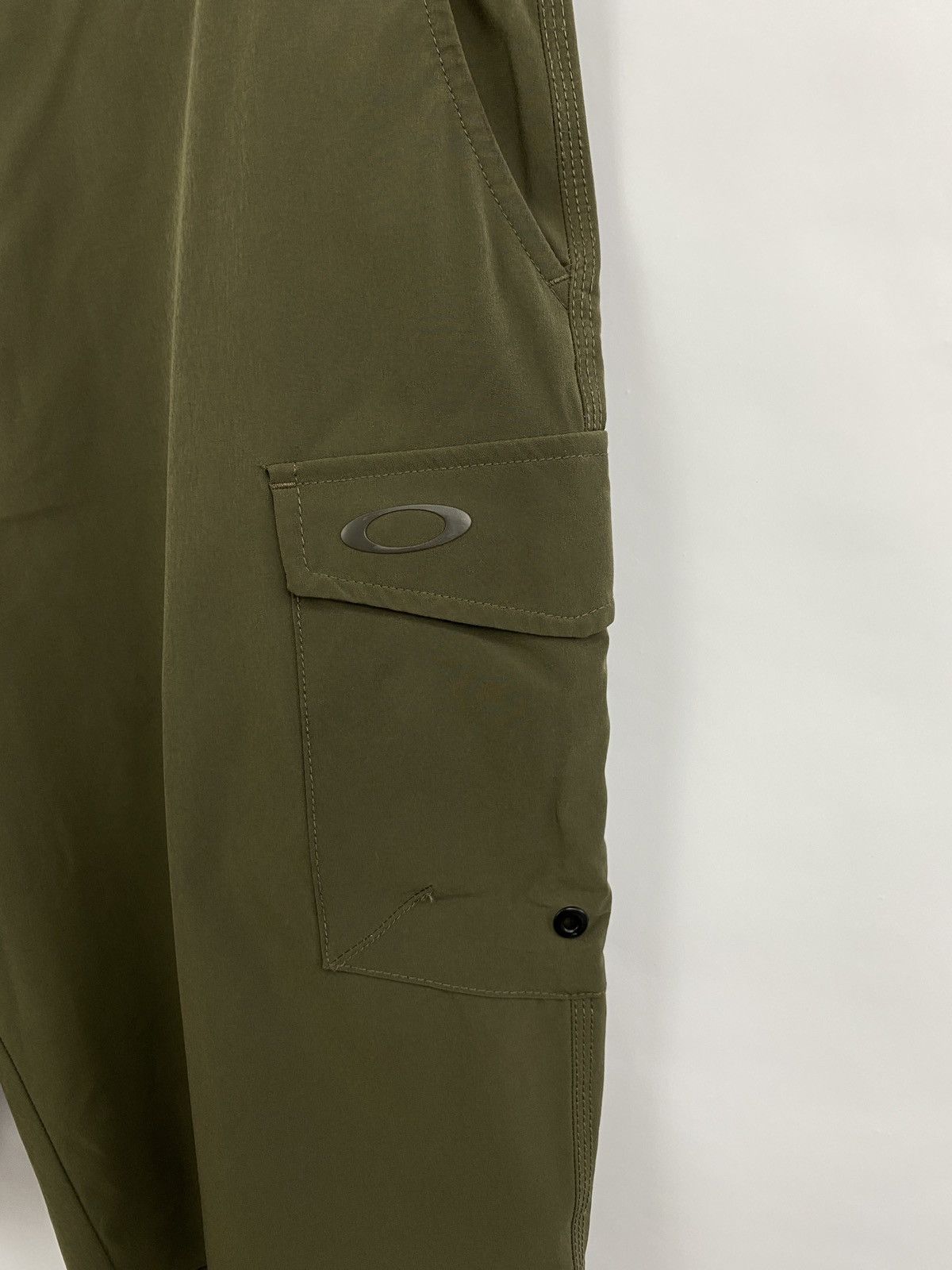 Oakley Oakley Cargo Military Multipocket Shorts Rare Retro Y2K Hype Size US 36 / EU 52 - 3 Thumbnail