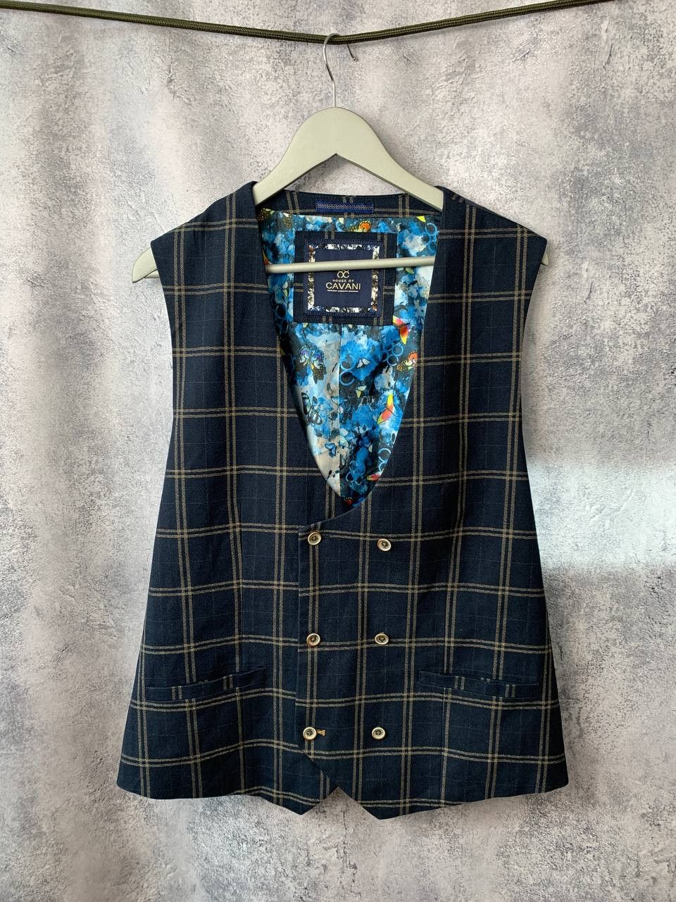 Designer House of Cavani Vest + Pants Suit Size 48R - 4 Thumbnail
