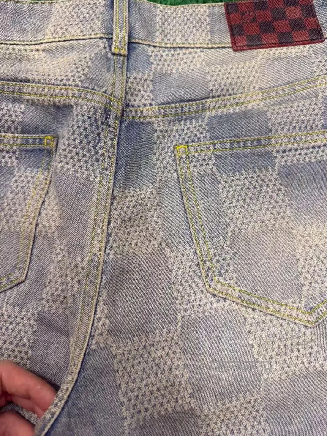 Louis Vuitton Louis Vuitton Checkered Logo Flared Jeans. Size US 34 / EU 50 - 7 Thumbnail