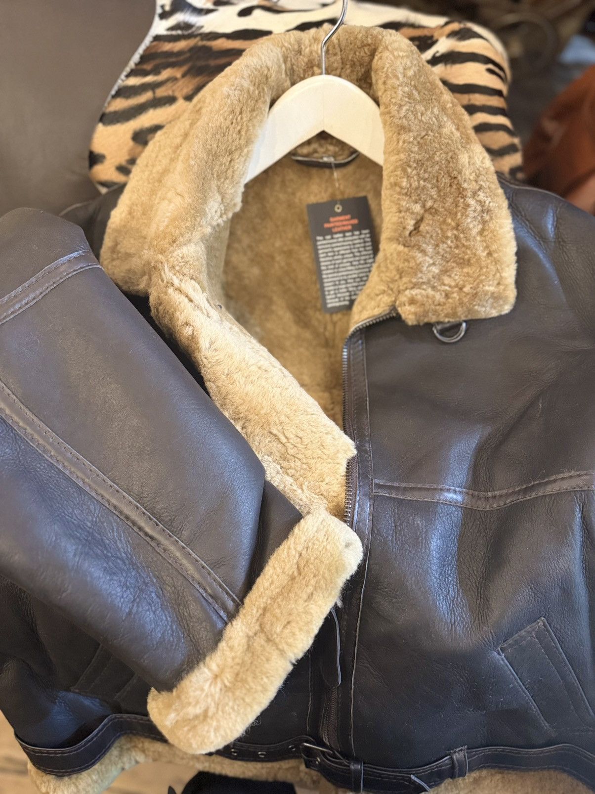 Other Vintage Shearling Aviator Leather Jacket – Genuine Sheepskin Size US XL / EU 56 / 4 - 6 Thumbnail