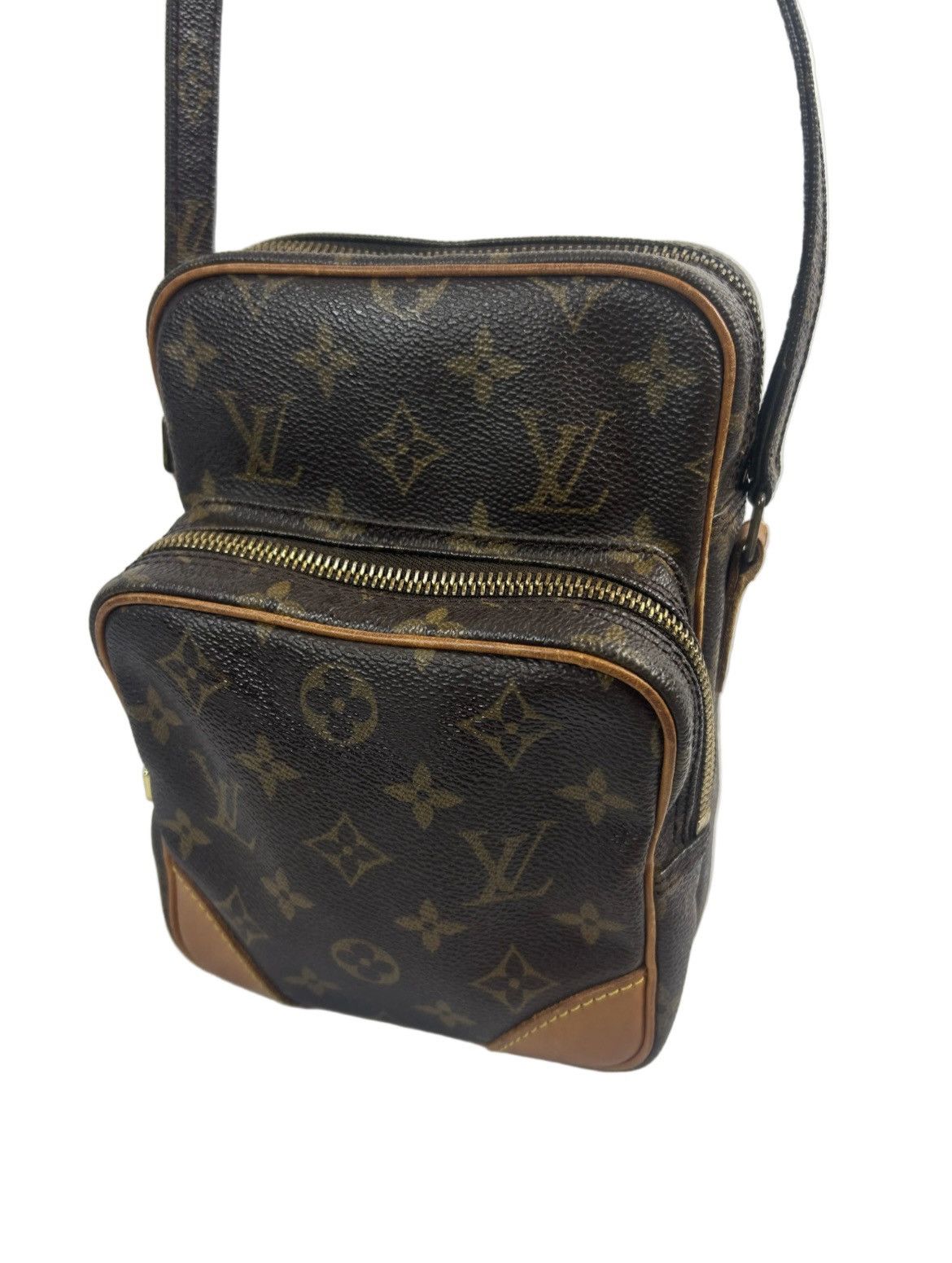 Louis Vuitton Louis Vuitton Monogram Danube Crossbody Bag Size ONE SIZE - 1 Thumbnail
