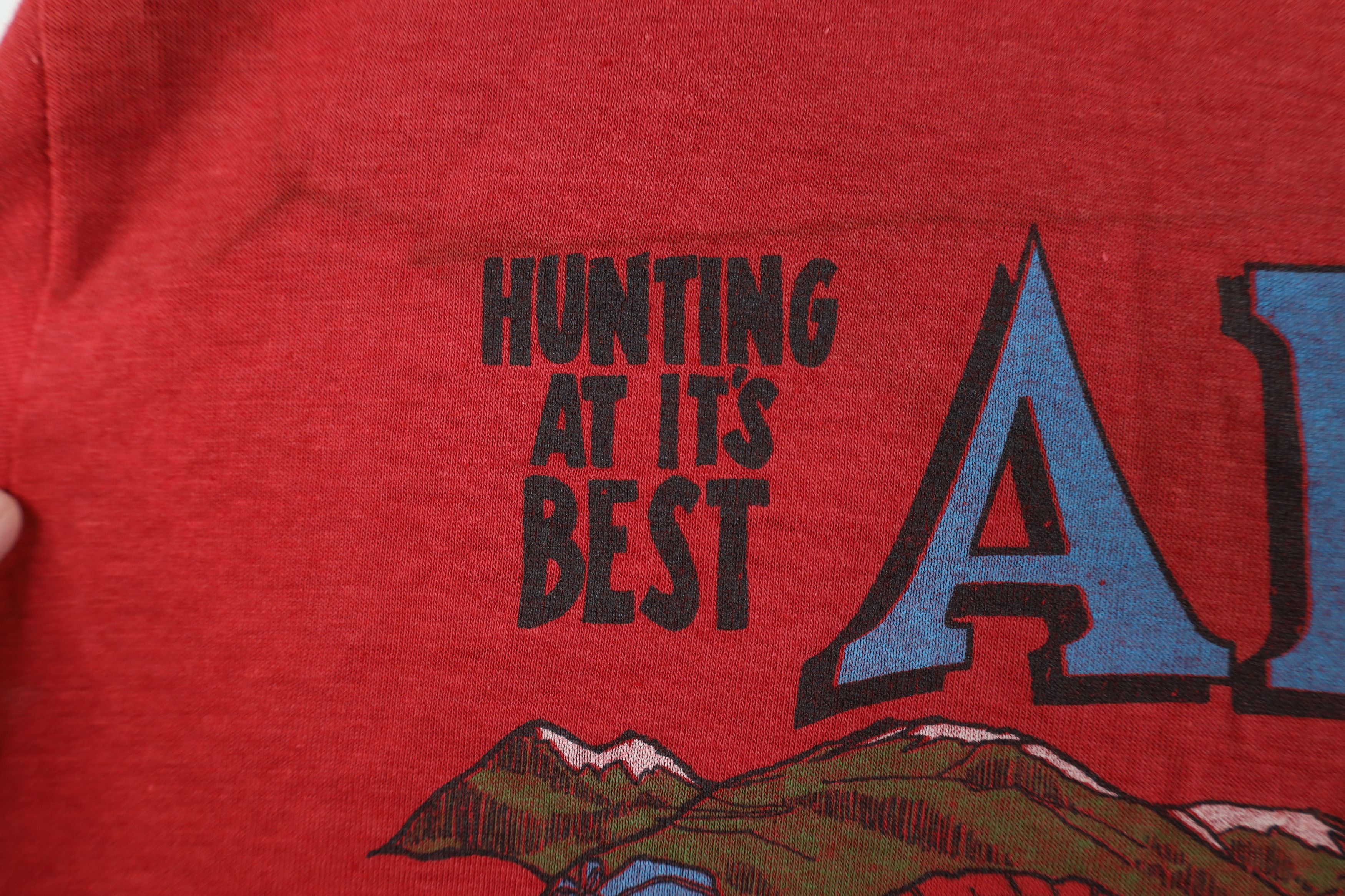 Vintage Vintage 80s Streetwear Its Best Alaska Bear T-Shirt Red USA Size US L / EU 52-54 / 3 - 5 Thumbnail