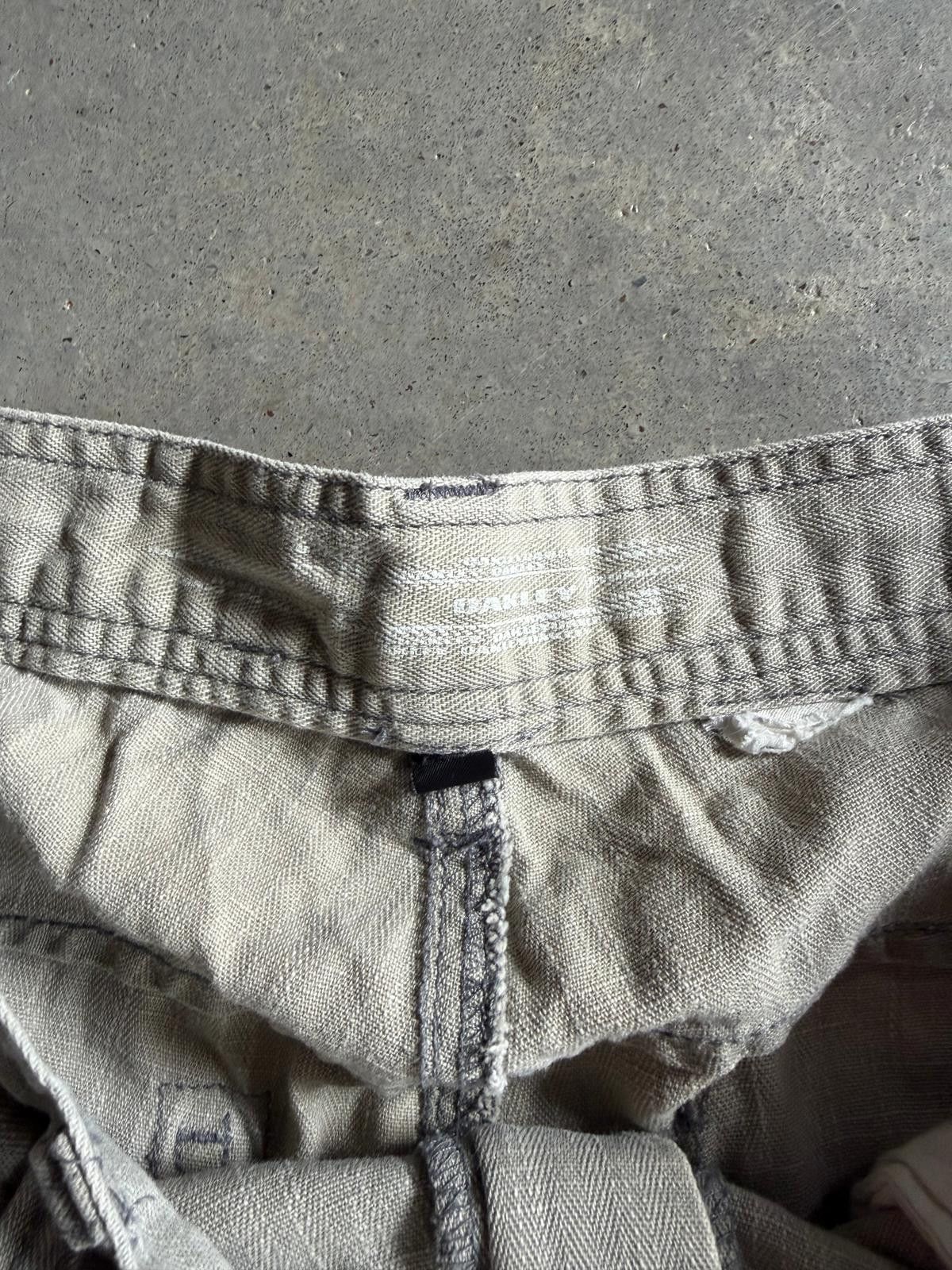 Oakley Y2K Distressed Oakley Darted Trousers Sz 34x30 Size US 34 / EU 50 - 4 Thumbnail