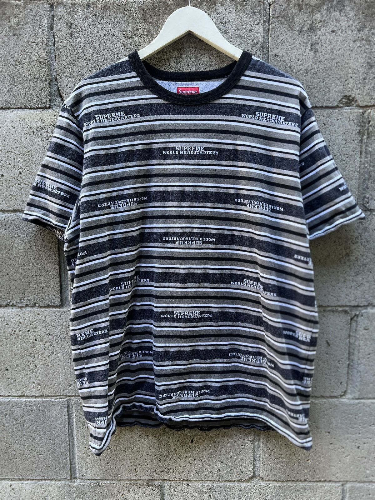 Supreme Supreme HQ Striped Tee FW18 Size US XL / EU 56 / 4 - 1 Thumbnail