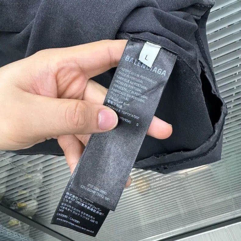 Balenciaga Balenciaga Washed black gray stitching raw edge short-slee Size US L / EU 52-54 / 3 - 5 Thumbnail