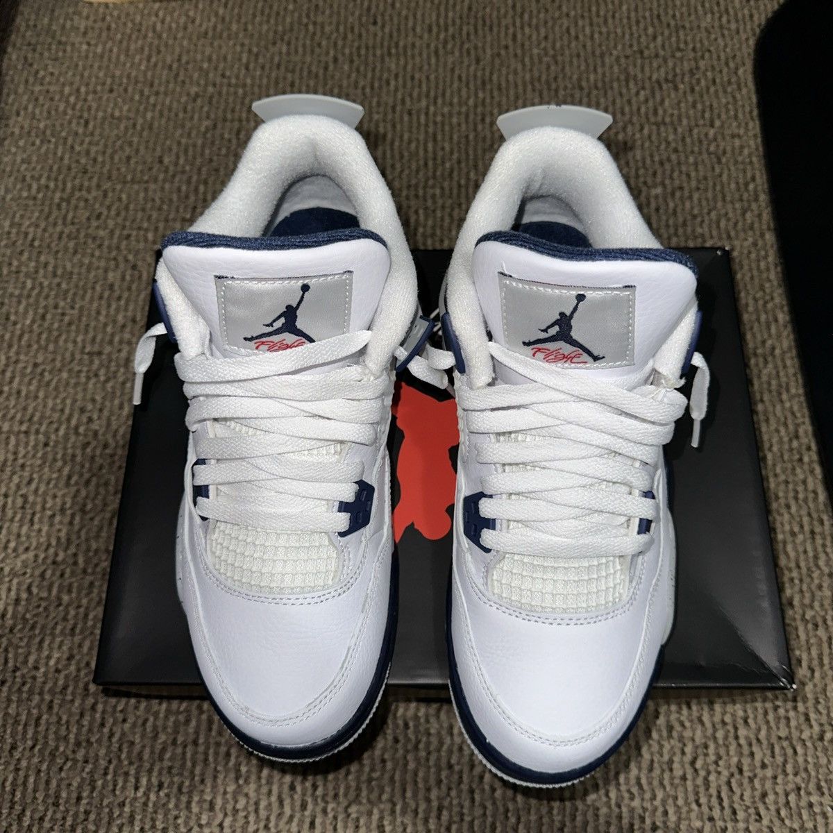 Jordan Brand × Nike Jordan 4 Retro Midnight Navy (GS) Size US 7 / EU 40 - 1 Thumbnail