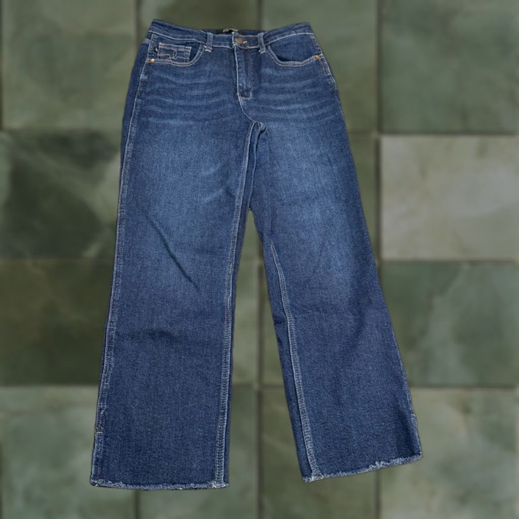 Vintage Judy Blue Jeans Womens Cropped Straight High Rise Stretch Raw Hem 5/27 Blue Denim Button Zip 27 in Waist 25 in Inseam 5-Pocket Size 27" / US 4 / IT 40 - 1 Thumbnail