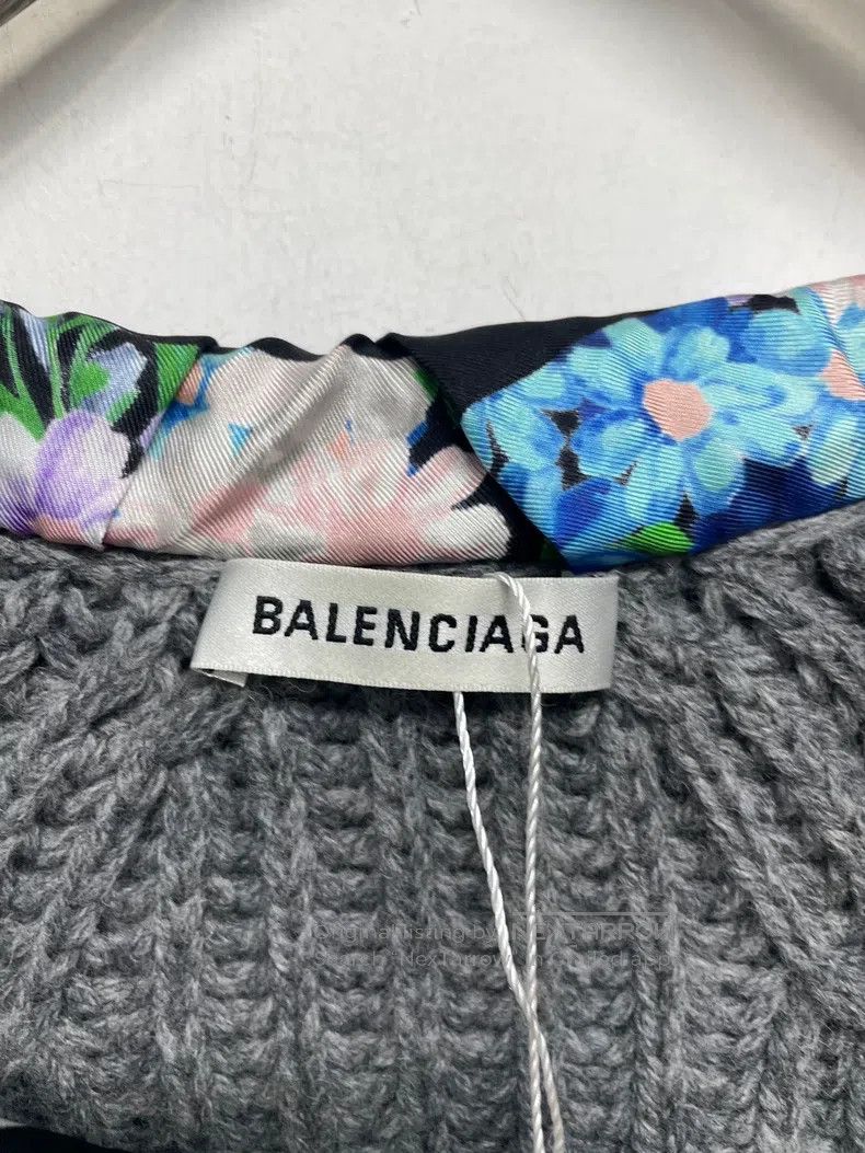 Balenciaga Balenciaga Irregular Shawl Wool Sweater, Gray Size XXS / US 00 / IT 34 - 3 Thumbnail