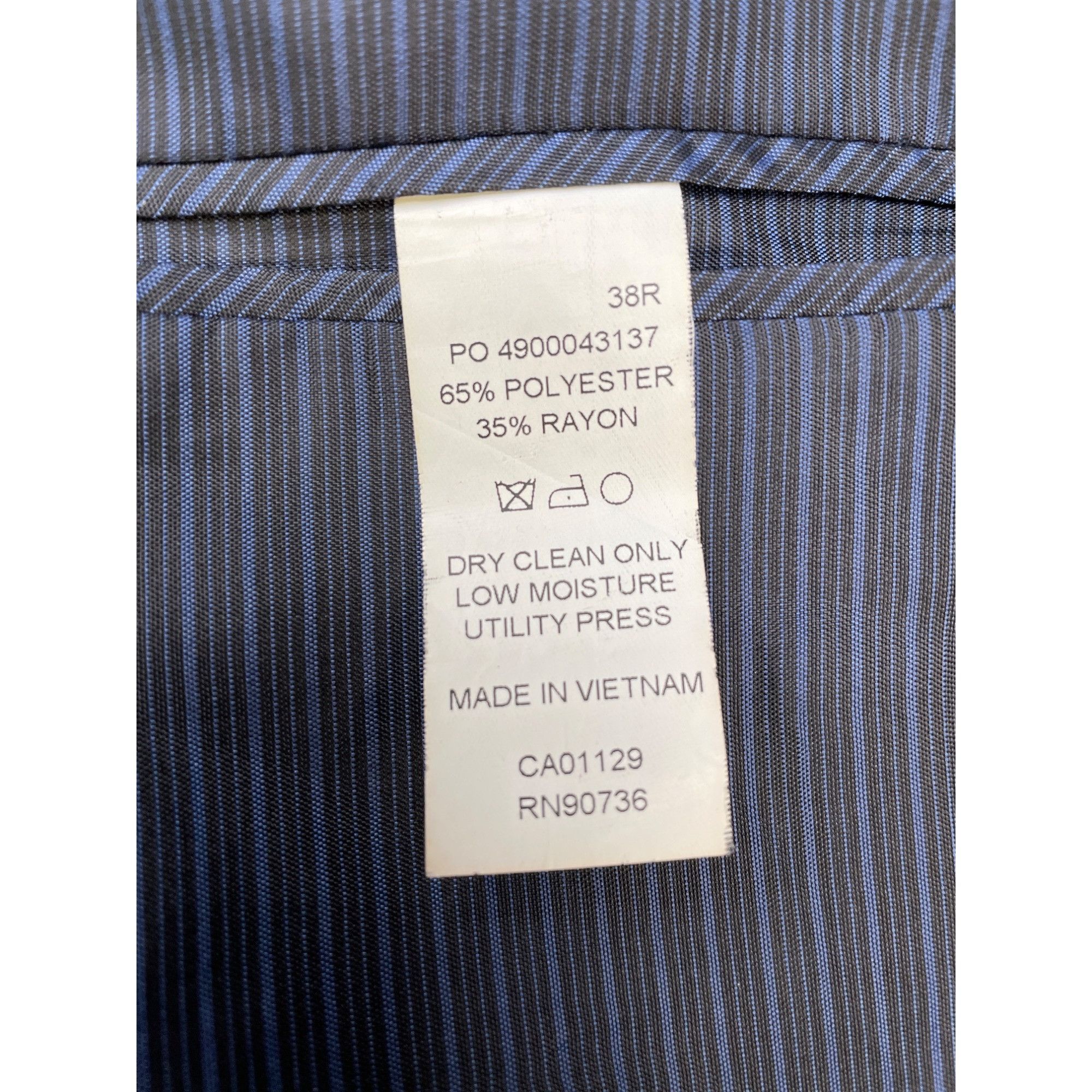 Calvin Klein Calvin Klein Men's Blue Blazer 2 button Closure Size 38R SKU Size 38R - 5 Thumbnail