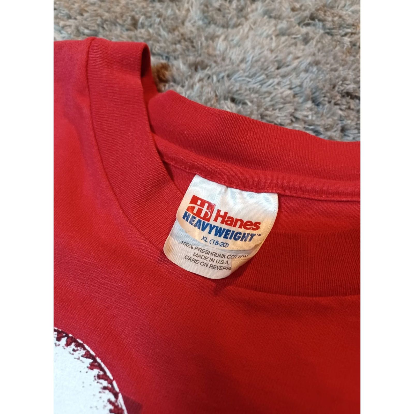 Vintage VINTAGE Phillies Philadelphia T-Shirt Single Stitch Medium Womens 90s Red Cotton Crew Neck Short Sleeve Unisex Adults Graphic Print Size US M / EU 48-50 / 2 - 3 Thumbnail