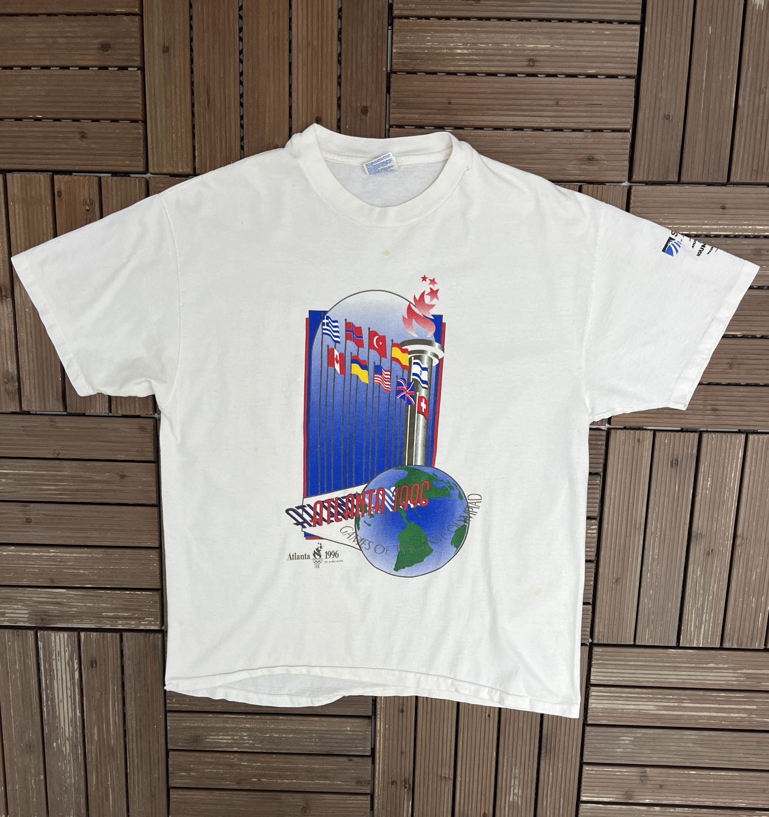 Vintage Atlanta Olympics 1996 Vintage White T-Shirt Tee Size US XL / EU 56 / 4 - 1 Thumbnail