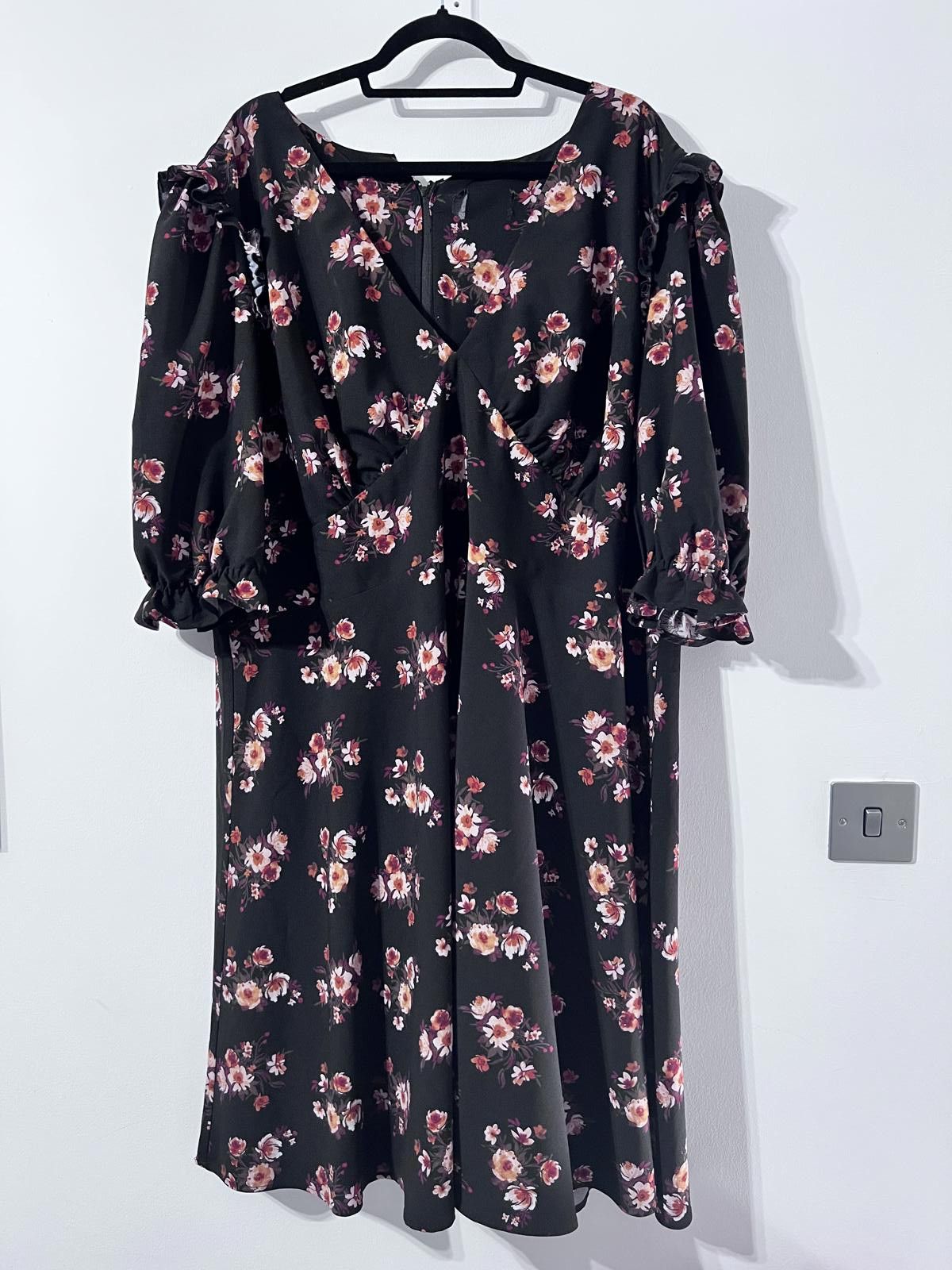 Other Hell Bunny Black Floral Midi Dress – Size 6XL Size 4XL / US 24-26 - 1 Thumbnail