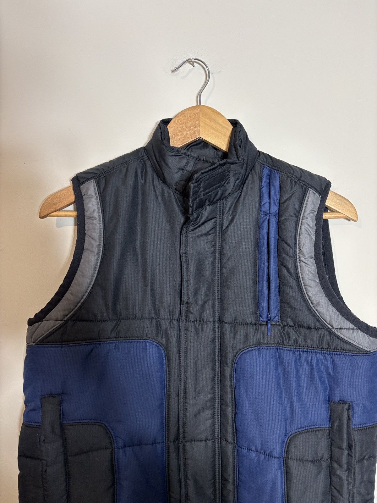Nike Vintage Nike Running Puffer Vest Y2K Medium Size M / US 6-8 / IT 42-44 - 2 Thumbnail