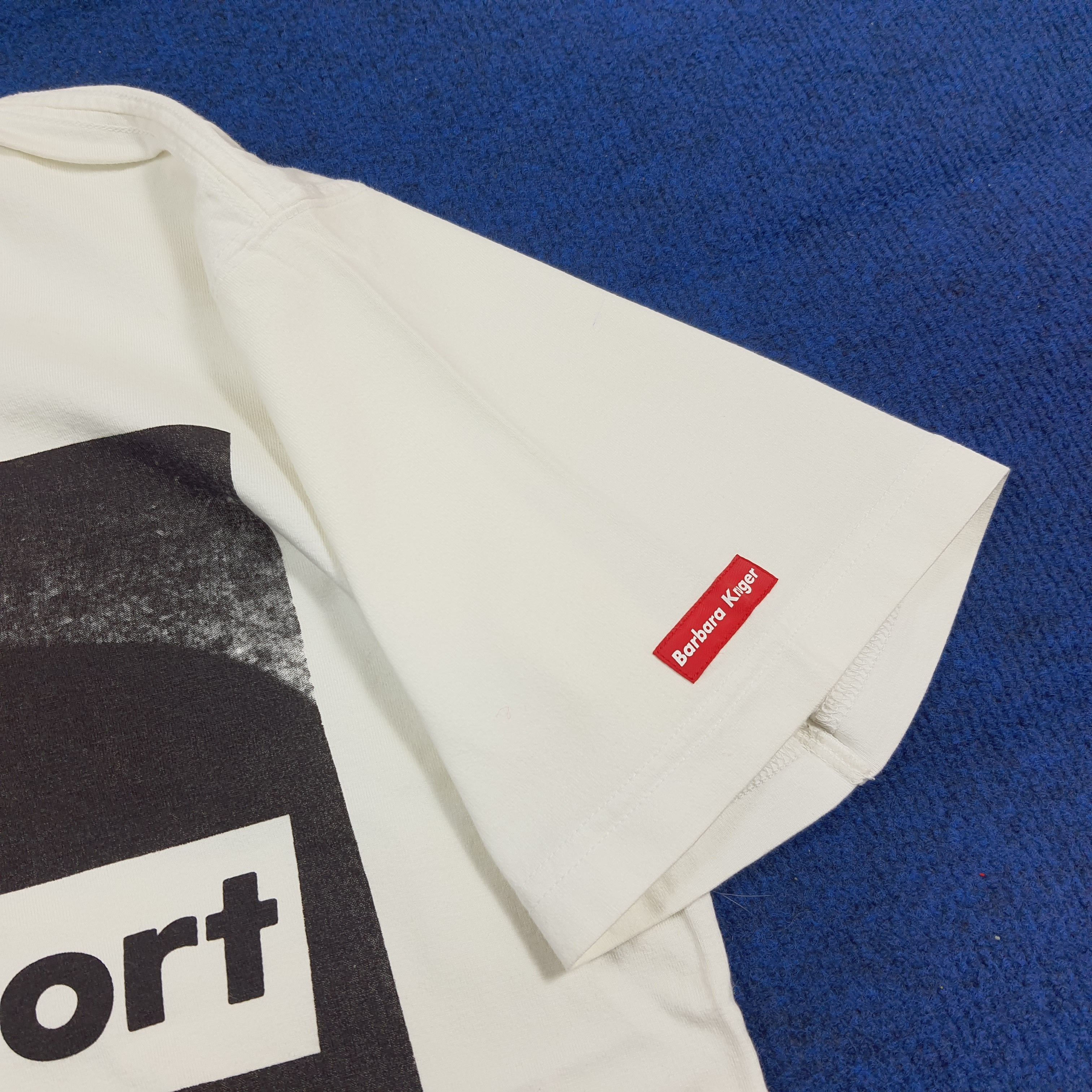 Barbara Kruger Vintage Barbara Kruger Designer Tshirt C294N77 Size US M / EU 48-50 / 2 - 4 Thumbnail