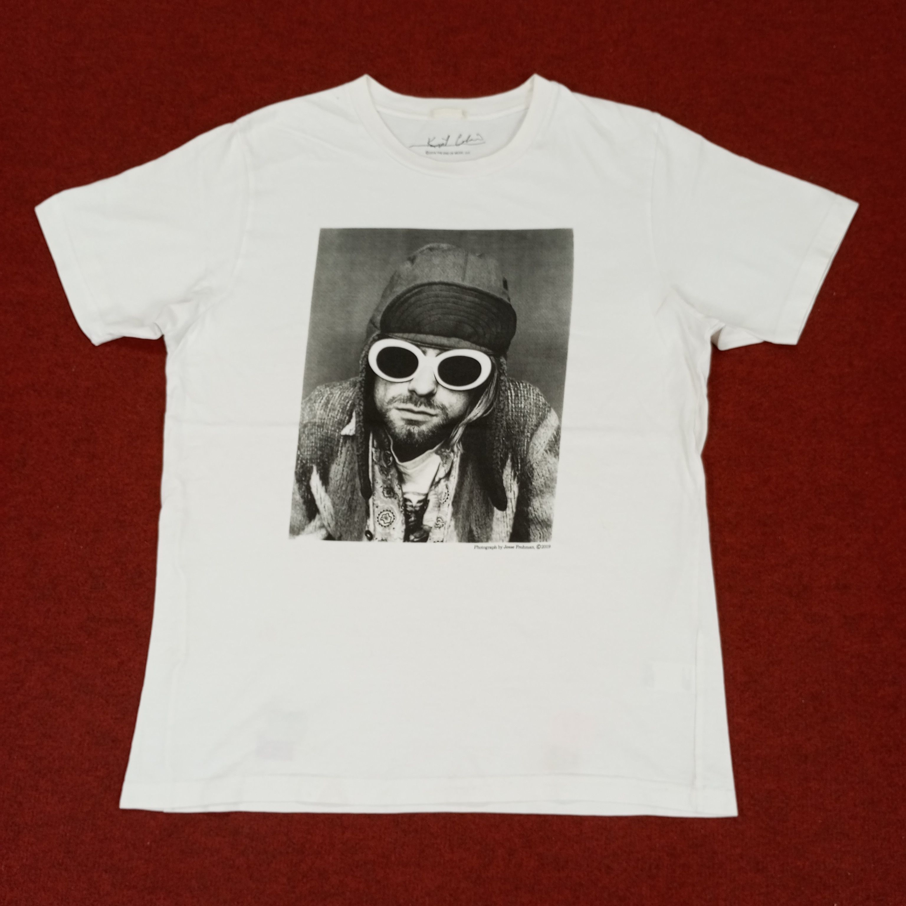 Vintage Kurt Cobain Nirvana Singer Music Phototees Style Tshirt Size US M / EU 48-50 / 2 - 1 Thumbnail