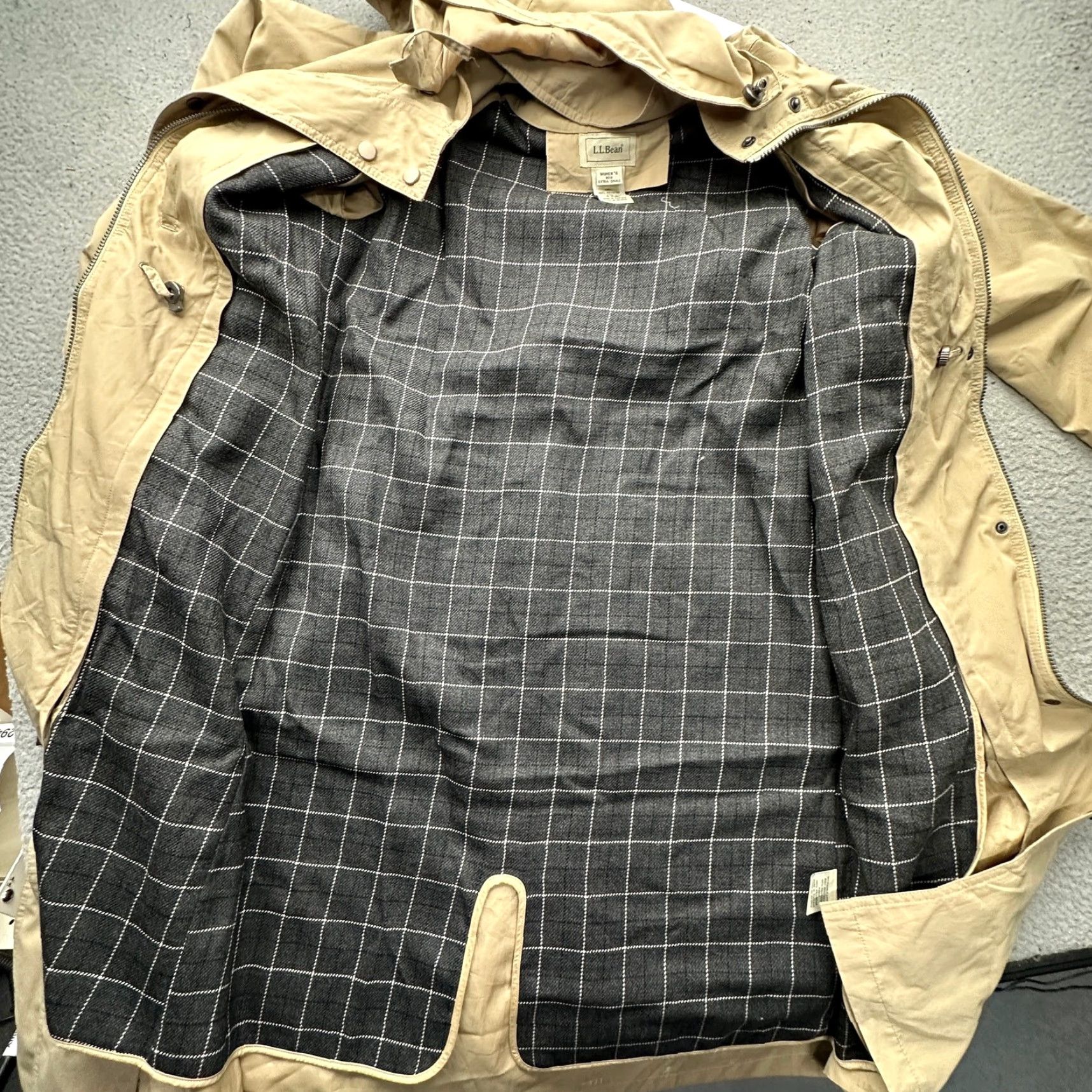 Vintage VINTAGE LL Bean HJ60 Duster Vented Rain Trench Long Coat Women XS Hooded Beige Tan Wool Blend Trench Coat Womens XS Size XS / US 0-2 / IT 36-38 - 6 Thumbnail