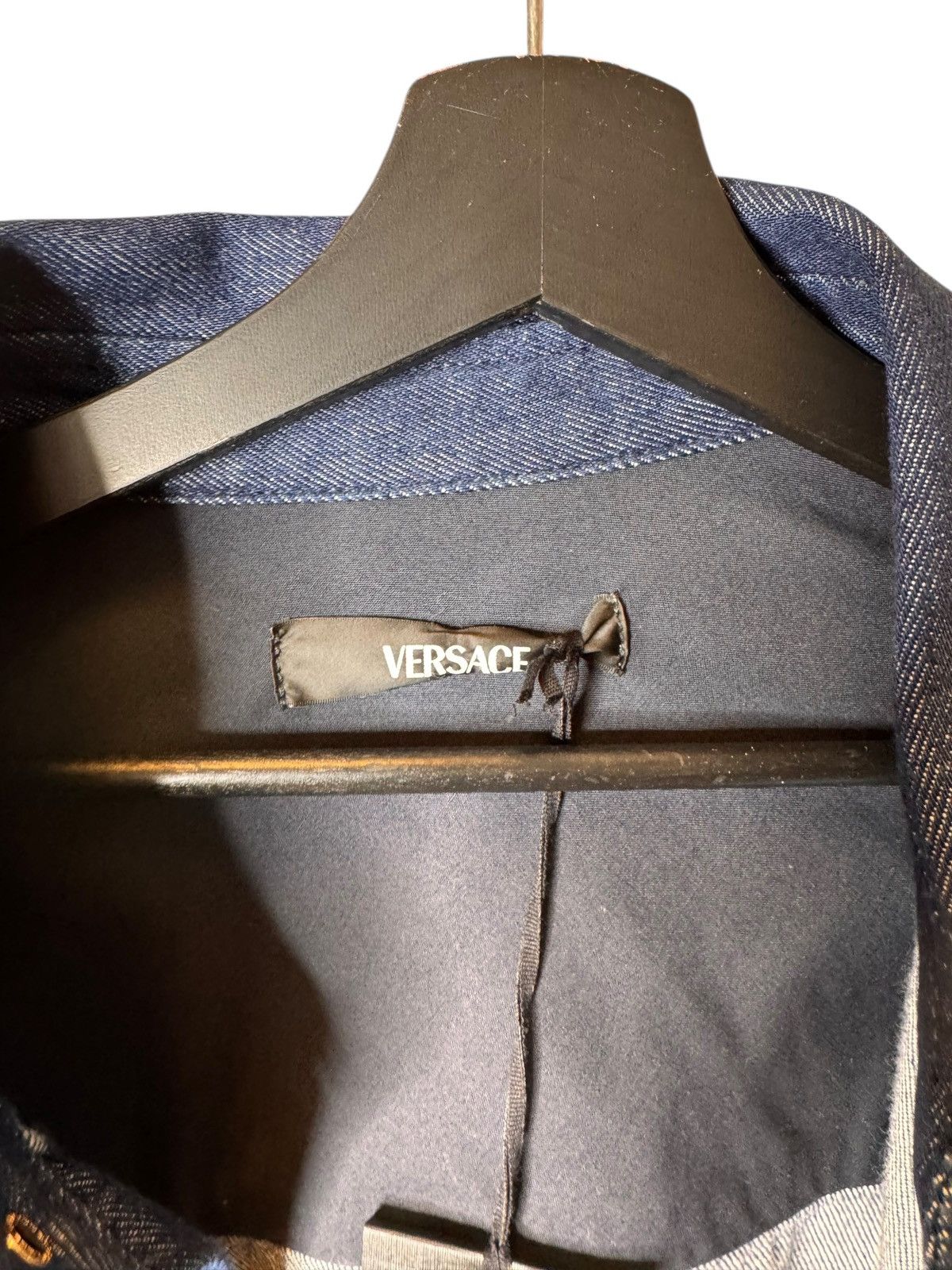 Versace Versace Denim Shirt Jacket with Medusa Embroidery – Size 56 Size US XL / EU 56 / 4 - 6 Thumbnail
