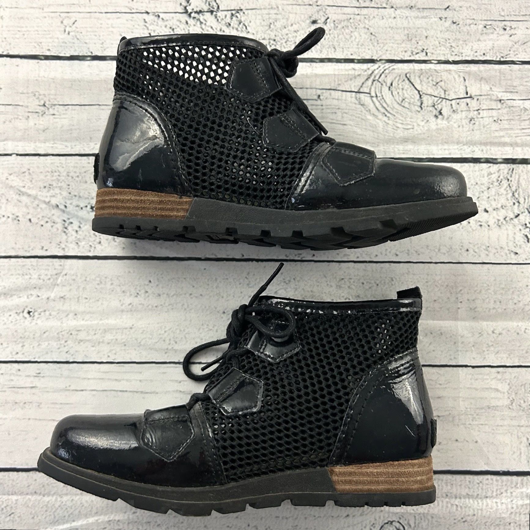 SOREL VINTAGE Sorel Boots Women Black 6.5 US Boot Adult Women's Black Boots 6.5 US Sorel Boots Women Black 6.5 US Bootie Mens Womens Girls Size US 7 / IT 37 - 3 Thumbnail