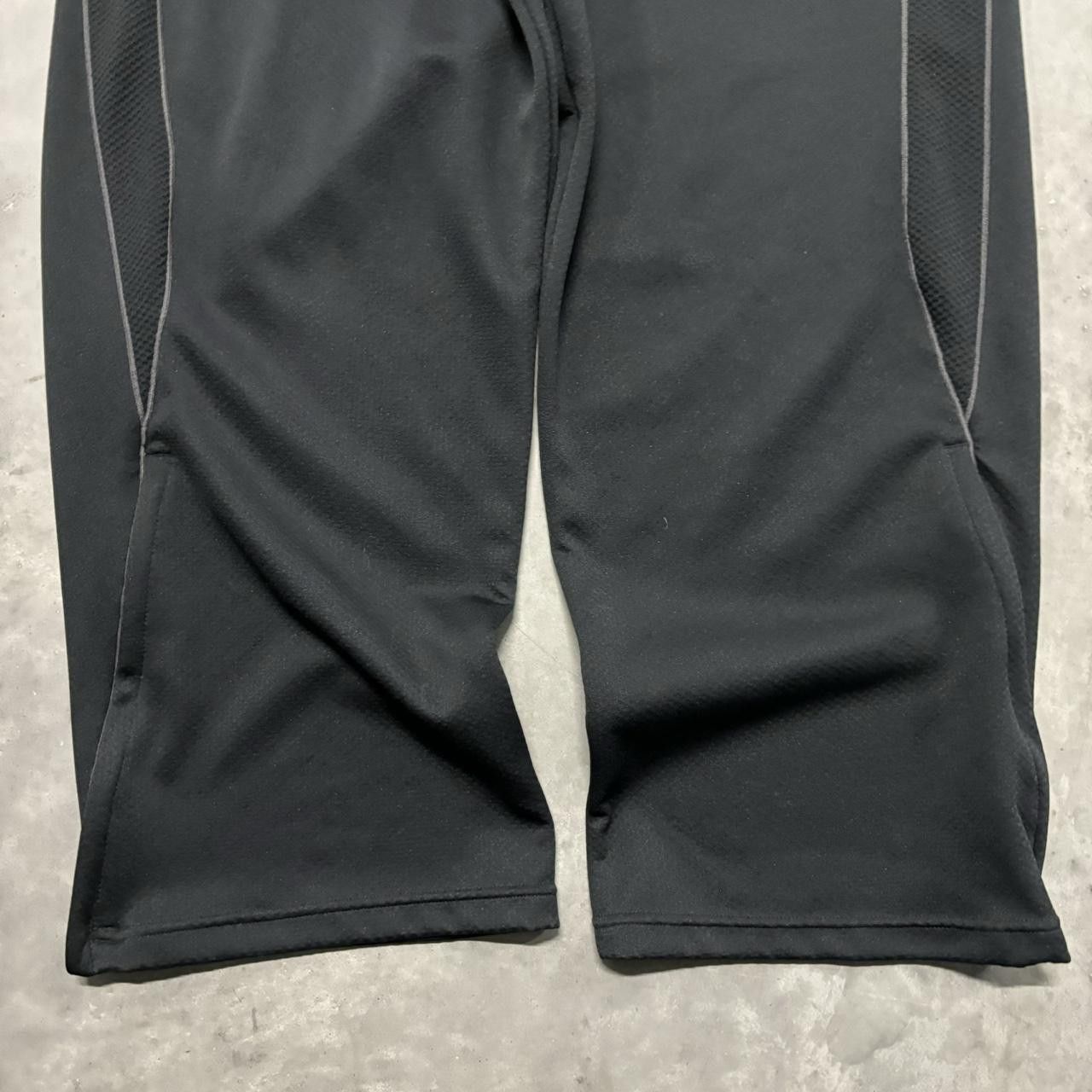 Japanese Brand × Vintage Y2K/2000s Baggy Black Striped Essential Track Pants! Size US 34 / EU 50 - 5 Thumbnail