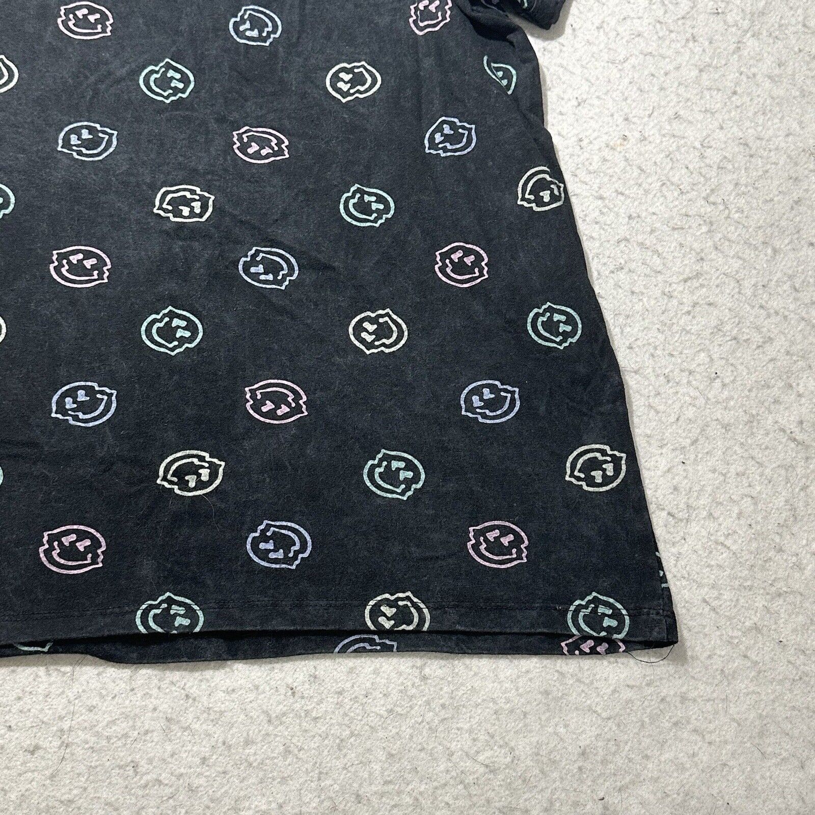 Other Attitude Not Include 3X Black Smiley Face Graphic T-Shirt Size 3XL / US 20-22 - 2 Thumbnail