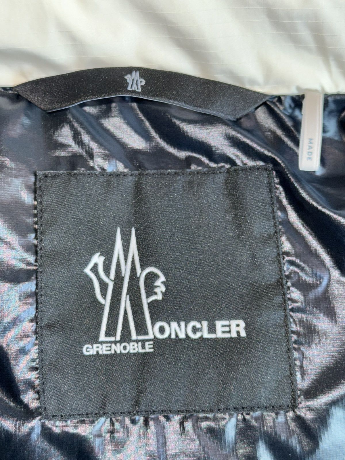 Moncler Moncler Vest Size US M / EU 48-50 / 2 - 7 Thumbnail