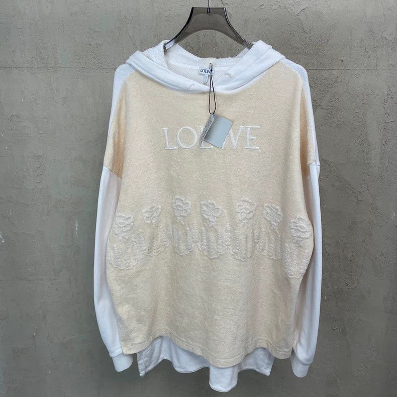 Loewe Loewe Beige Logo Embroidered Hoodie - dmc Size US S / EU 44-46 / 1 - 1 Thumbnail
