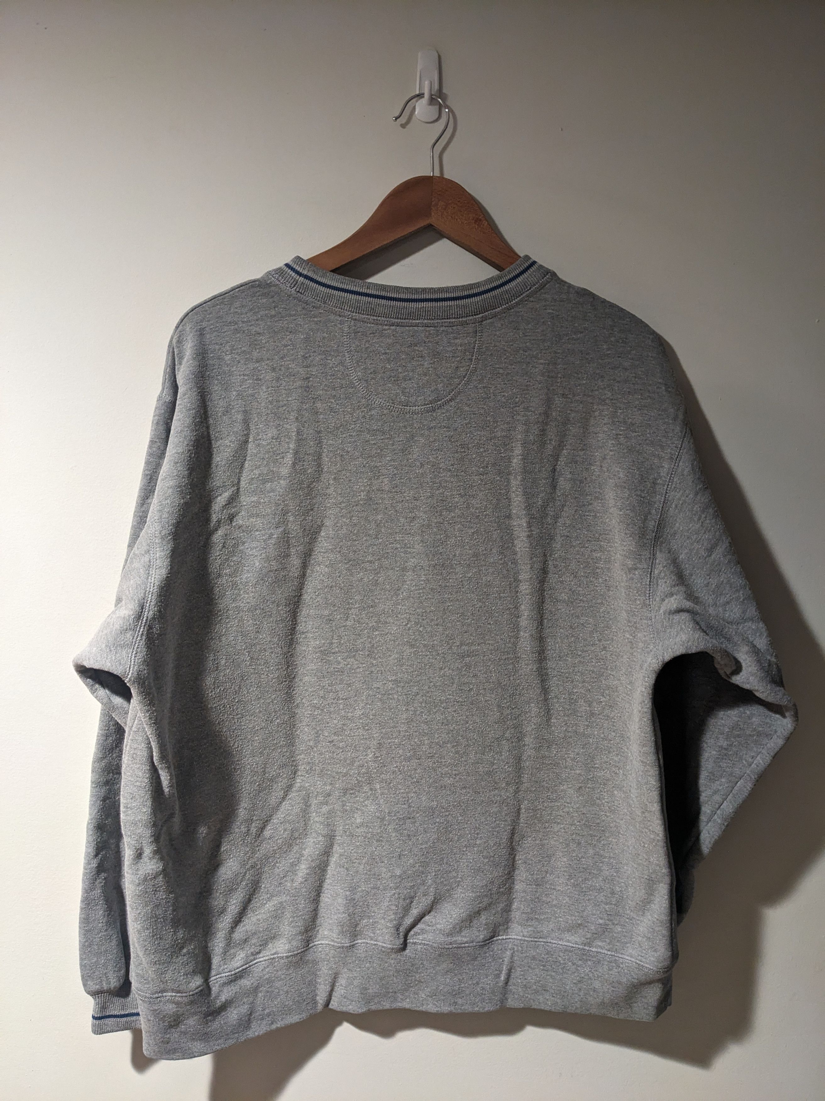 Disney Vintage 90s Winnie the Pooh Eeyore Gray Medium Sweatshirt Size US M / EU 48-50 / 2 - 4 Thumbnail