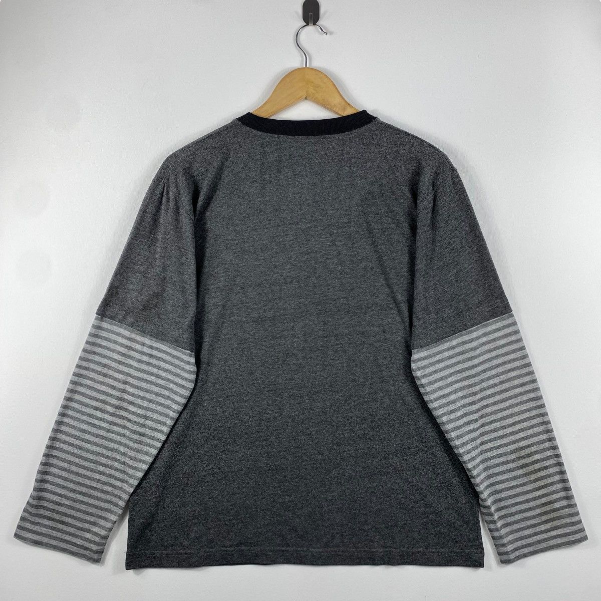 Anime × Japanese Brand × Vintage Vintage 00's ONE PIECE Roronoa Zoro Double Layer Long Sleeve Size US L / EU 52-54 / 3 - 4 Thumbnail
