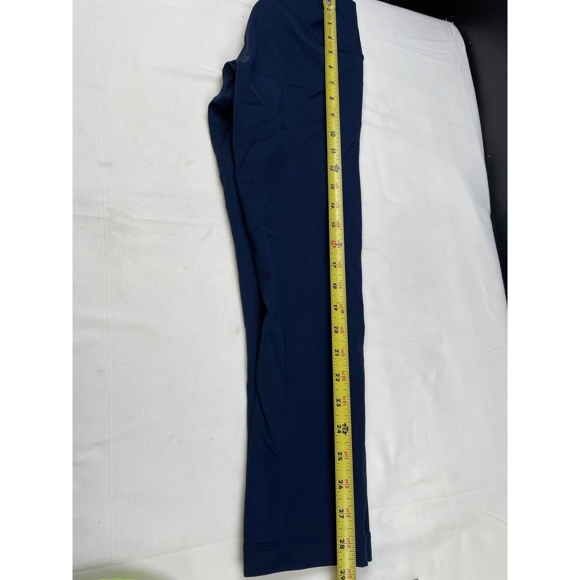 Lululemon Lululemon Women's Blue Cropped Stretch Pants/ Leggings Size Size 27" / US 4 / IT 40 - 5 Thumbnail