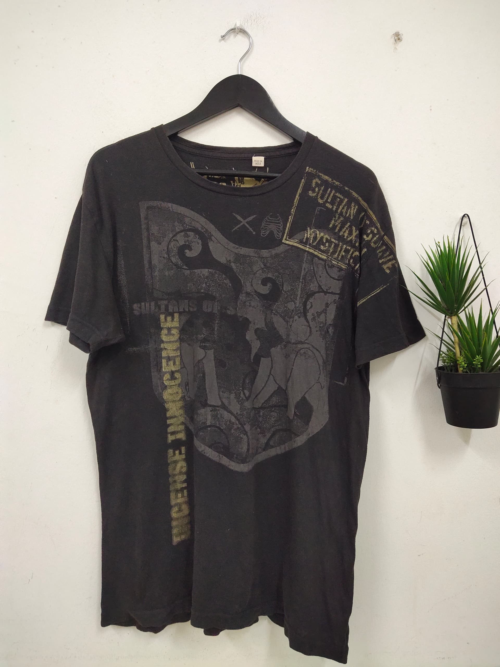 Diesel Diesel Absract art design print t shirt Size US XL / EU 56 / 4 - 1 Thumbnail