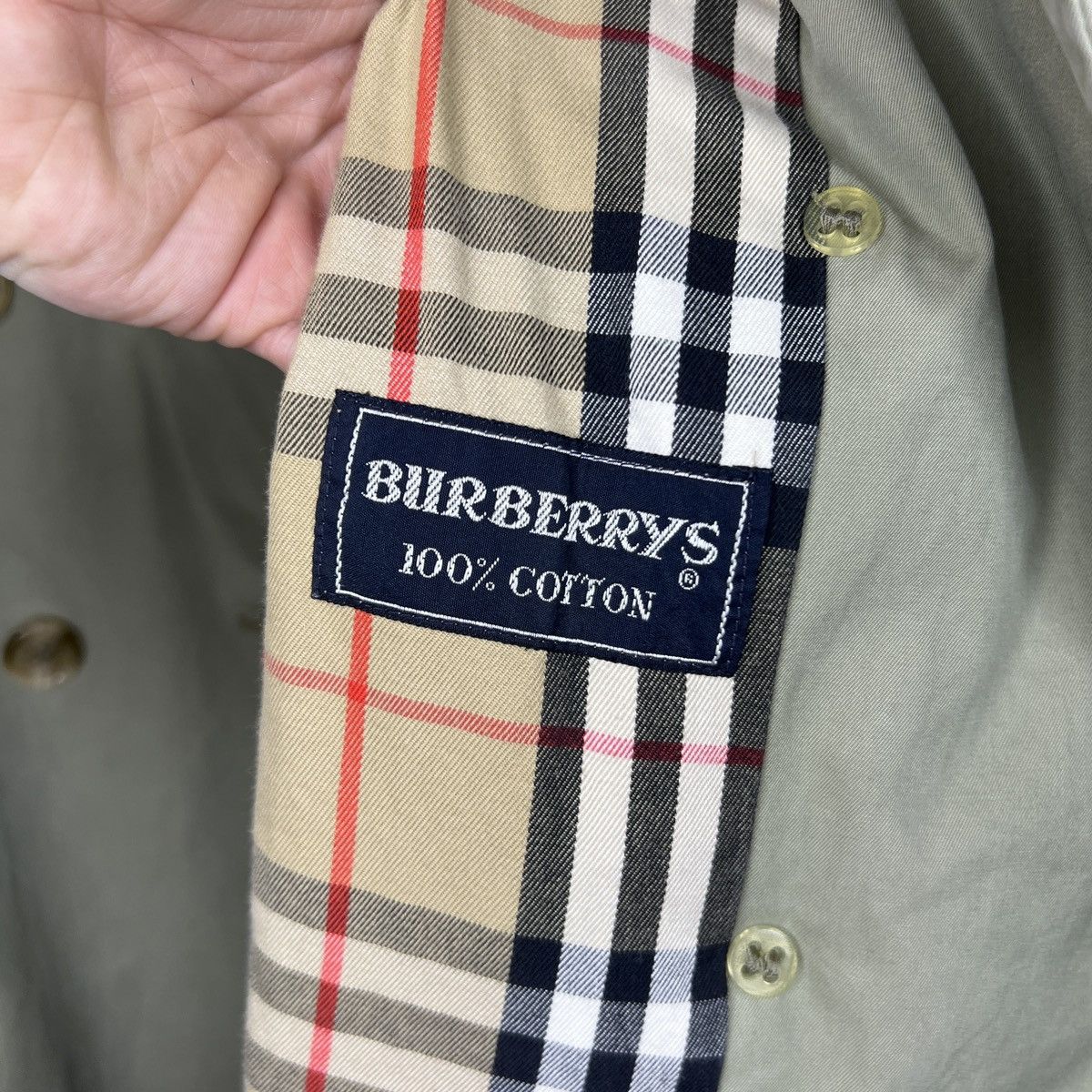Burberry × Designer × Vintage Vintage Burberry Trench Coat 90s Nova Check Beige Belted Size US M / EU 48-50 / 2 - 10 Thumbnail