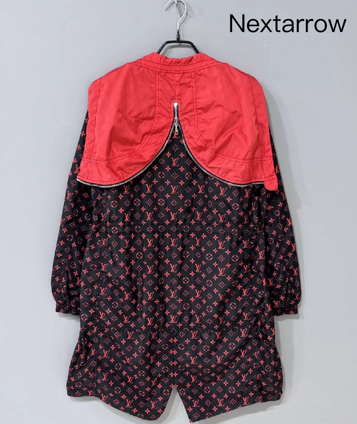 Louis Vuitton Louis Vuitton Fully printed double-sided assault suit Size US S / EU 44-46 / 1 - 2 Thumbnail