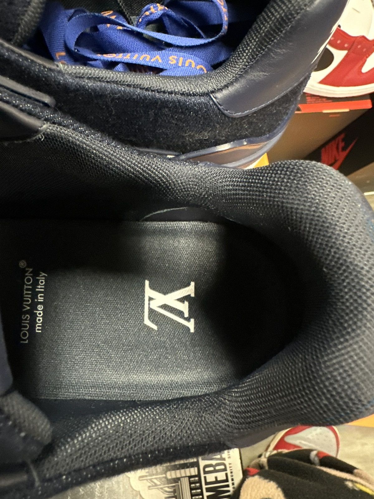 Louis Vuitton Louis vuitton damier pre owned size 8 low trainer navy Size US 8 / EU 41 - 6 Thumbnail