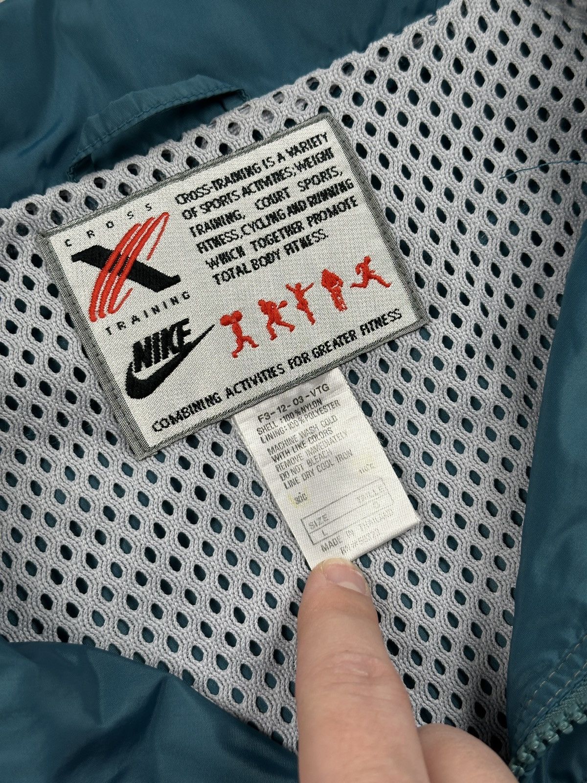 Nike Vintage Nike Cross Training Teal Mesh Lined Windbreaker 90s Size US L / EU 52-54 / 3 - 13 Thumbnail