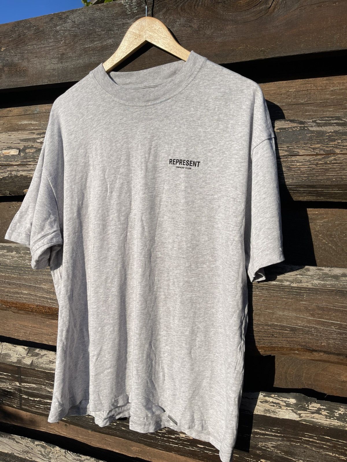 Represent Clo. Represent Owners Club Grey big logo t-shirt Size US M / EU 48-50 / 2 - 6 Thumbnail