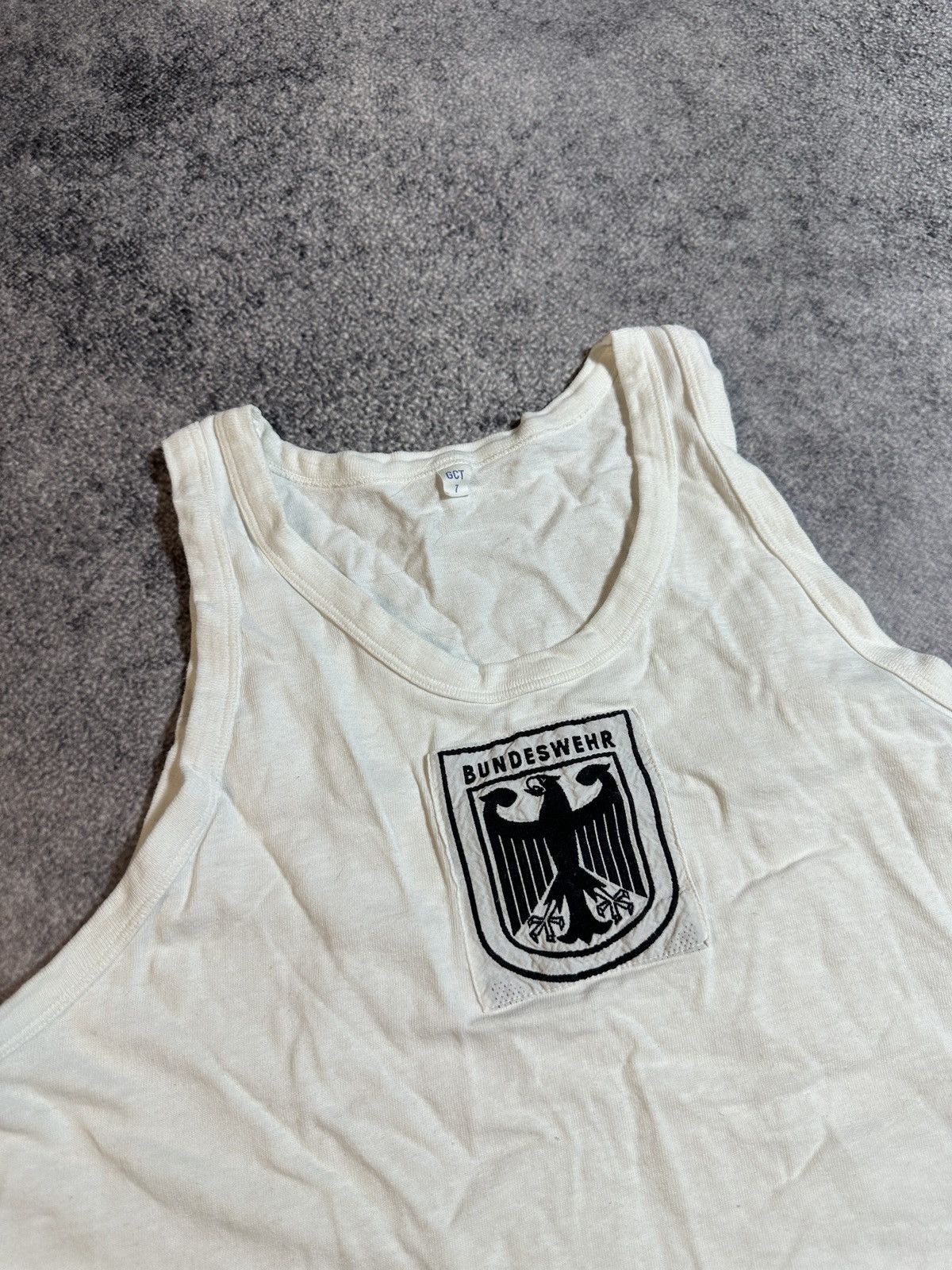 Vintage Vintage Bundeswehr Tank Top Style Vultures Ye Streetwear USA Size US L / EU 52-54 / 3 - 2 Thumbnail