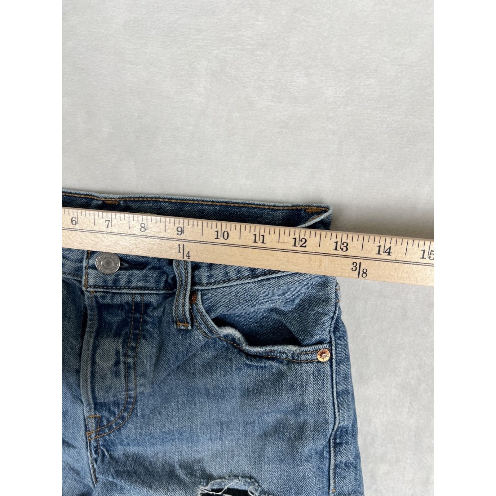 Levi's Levi’s Wedgie Denim Jean Shorts Size 26 Blue Daisy Dukes Dis Size 26" / US 2 / IT 38 - 4 Thumbnail