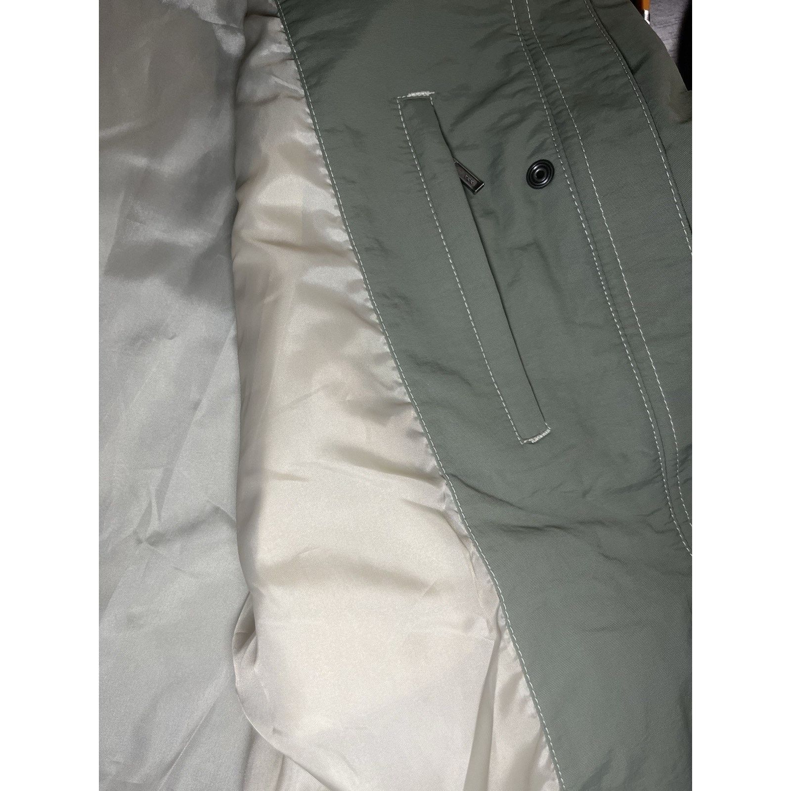Eddie Bauer Eddie Bauer Lightweight Hooded Nylon Jacket – L Size L / US 10 / IT 46 - 6 Thumbnail